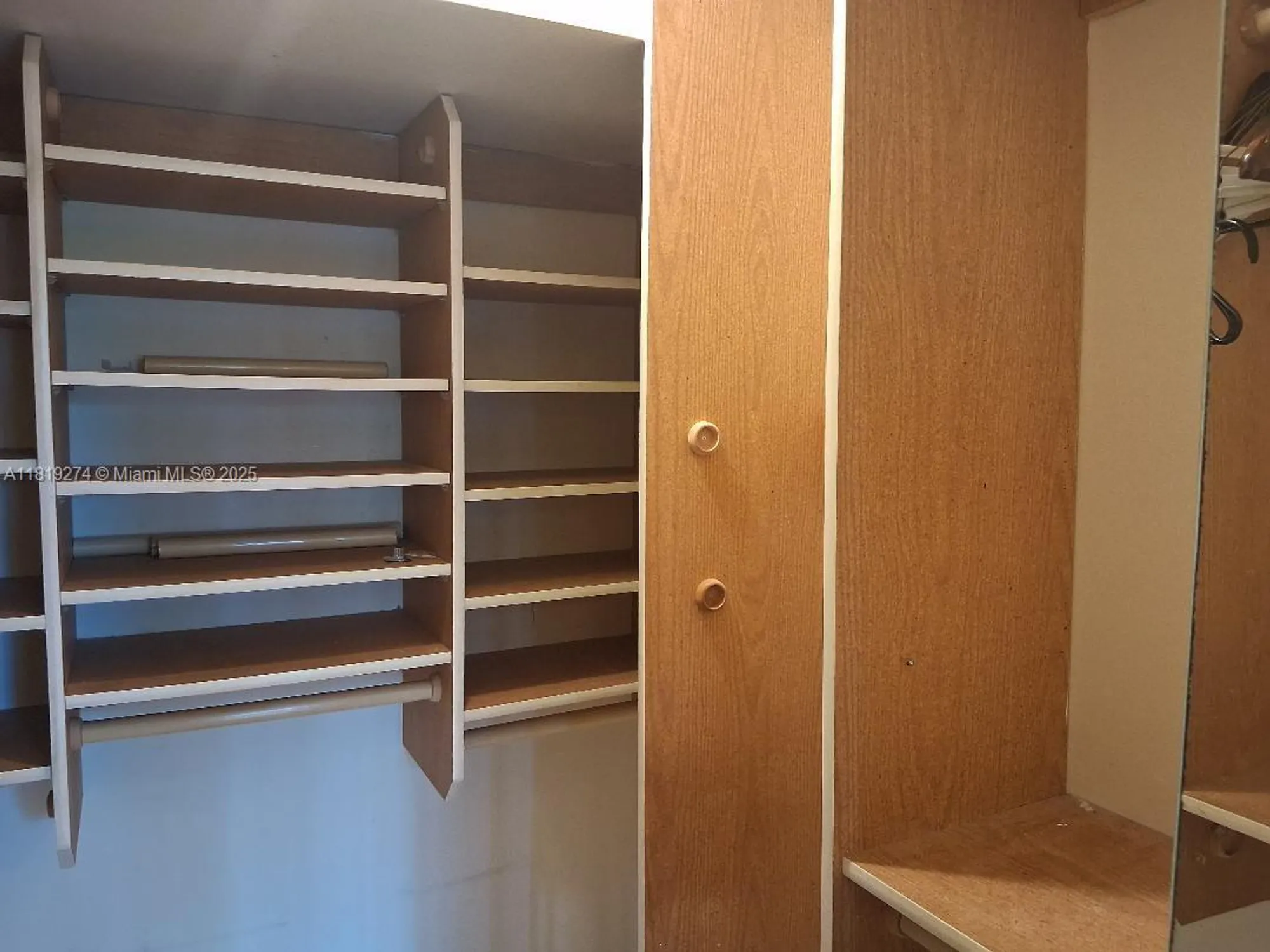 Property Slideshow image 26 of 33 | 1000 saint charles pl l2, Pembroke Pines, FL, 33026