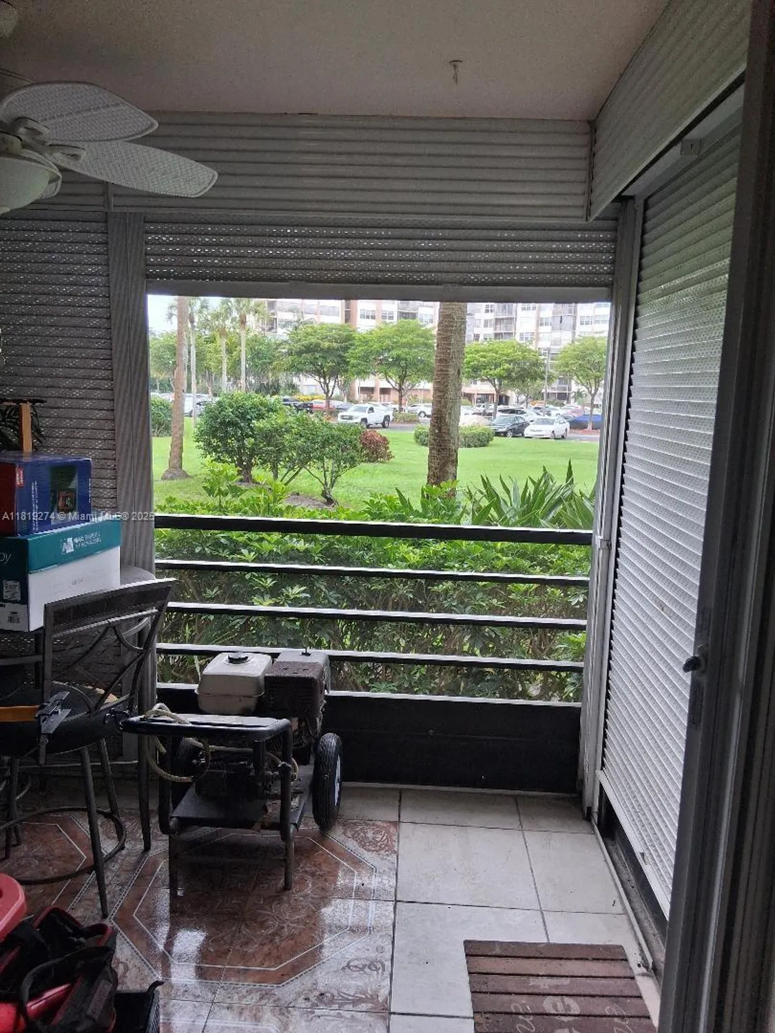 Property Slideshow image 32 of 33 | 1000 saint charles pl l2, Pembroke Pines, FL, 33026