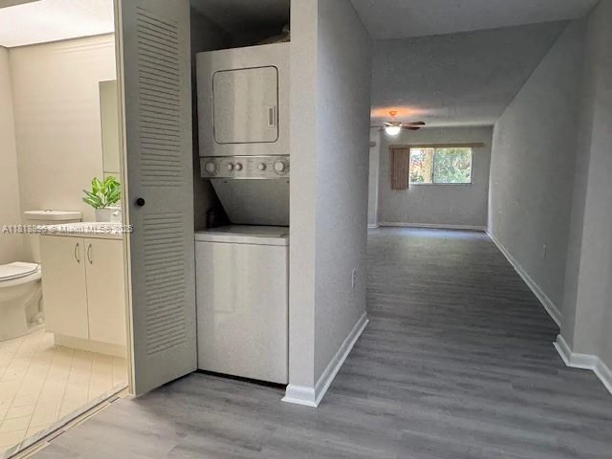 Property Slideshow image 13 of 29 | 800 sw 142nd ave 211n, Pembroke Pines, FL, 33027