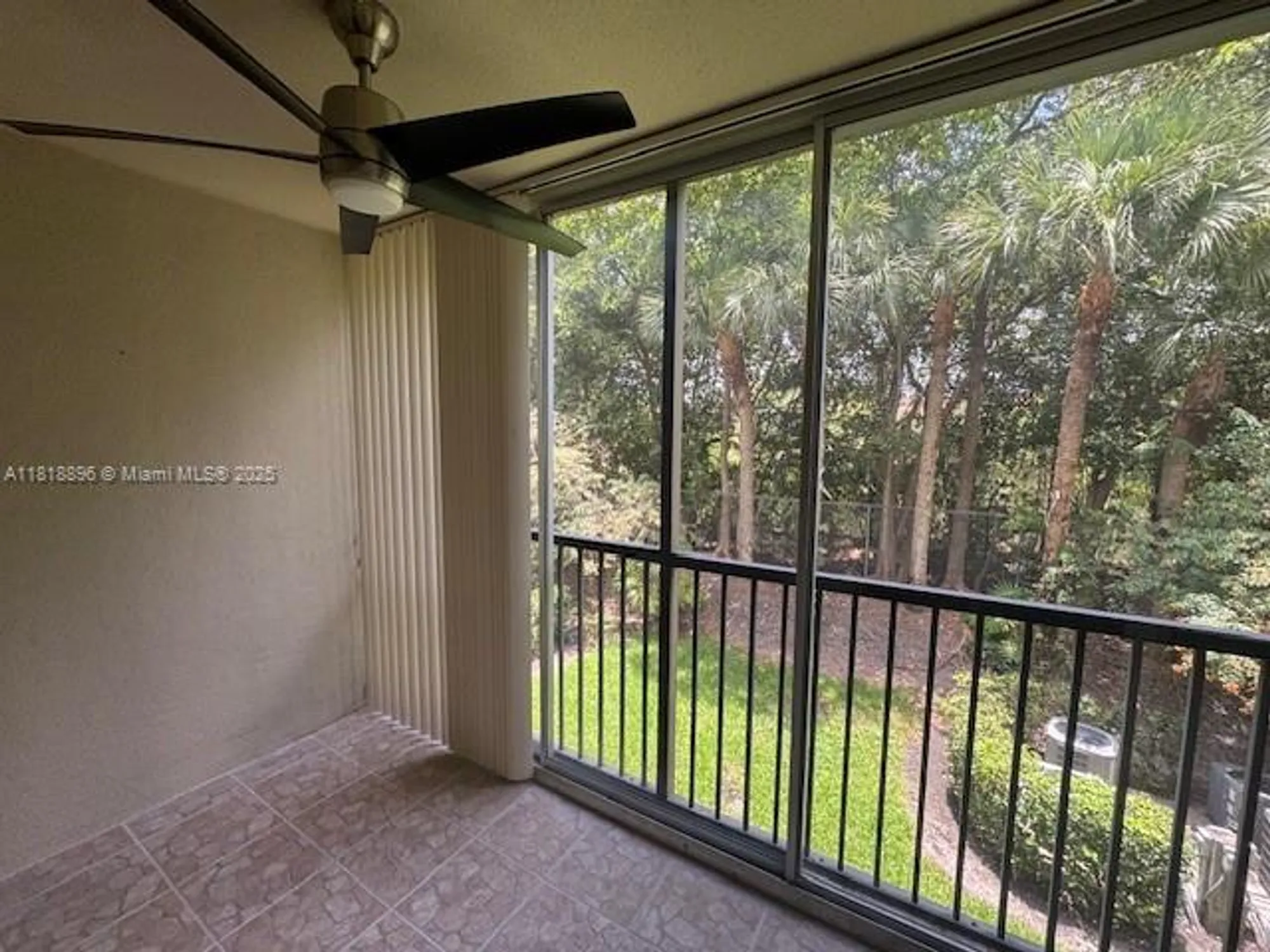 Property Slideshow image 23 of 29 | 800 sw 142nd ave 211n, Pembroke Pines, FL, 33027