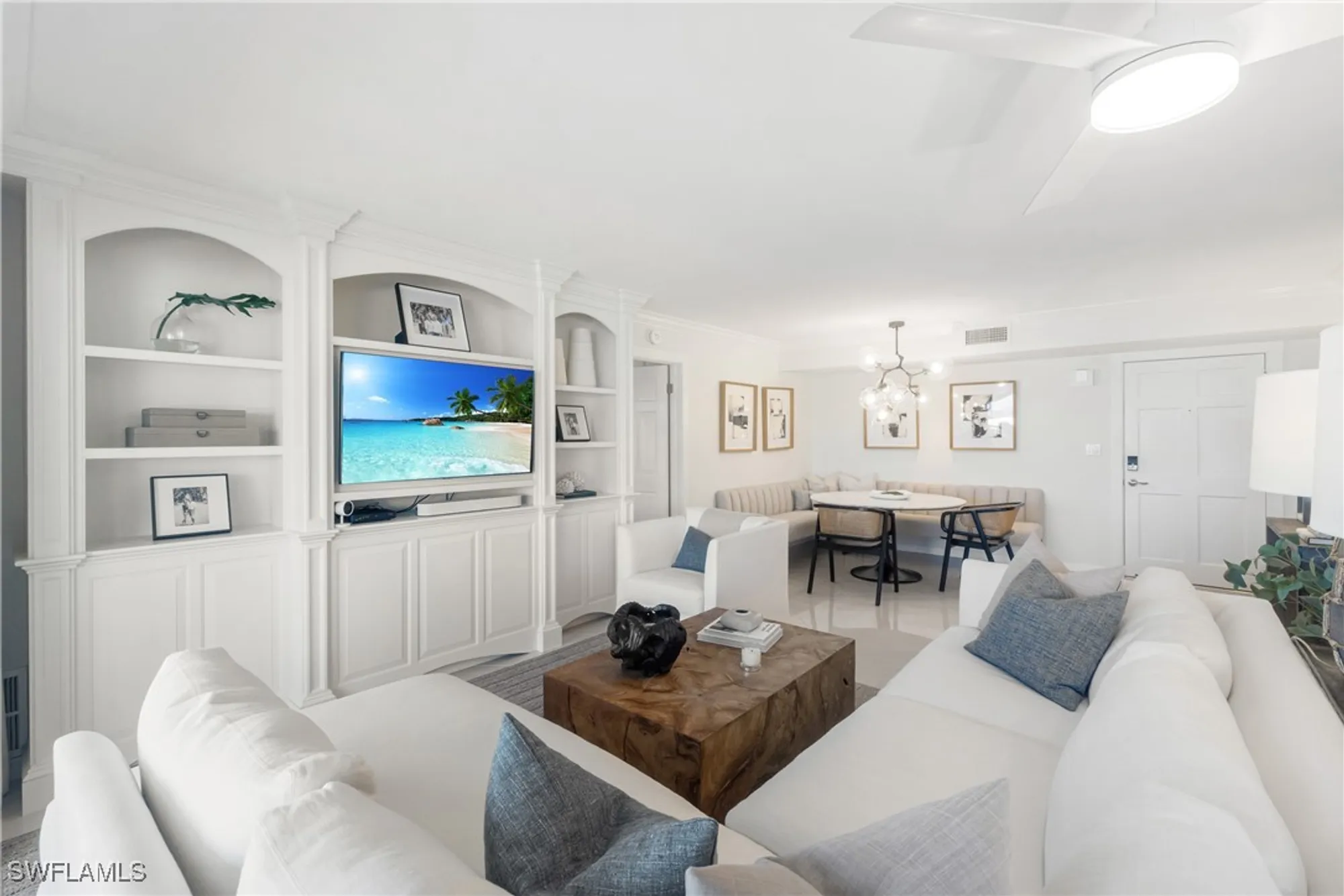 Property Slideshow image 10 of 19 | 2600 gulf shore blvd 54, Naples, FL, 34103