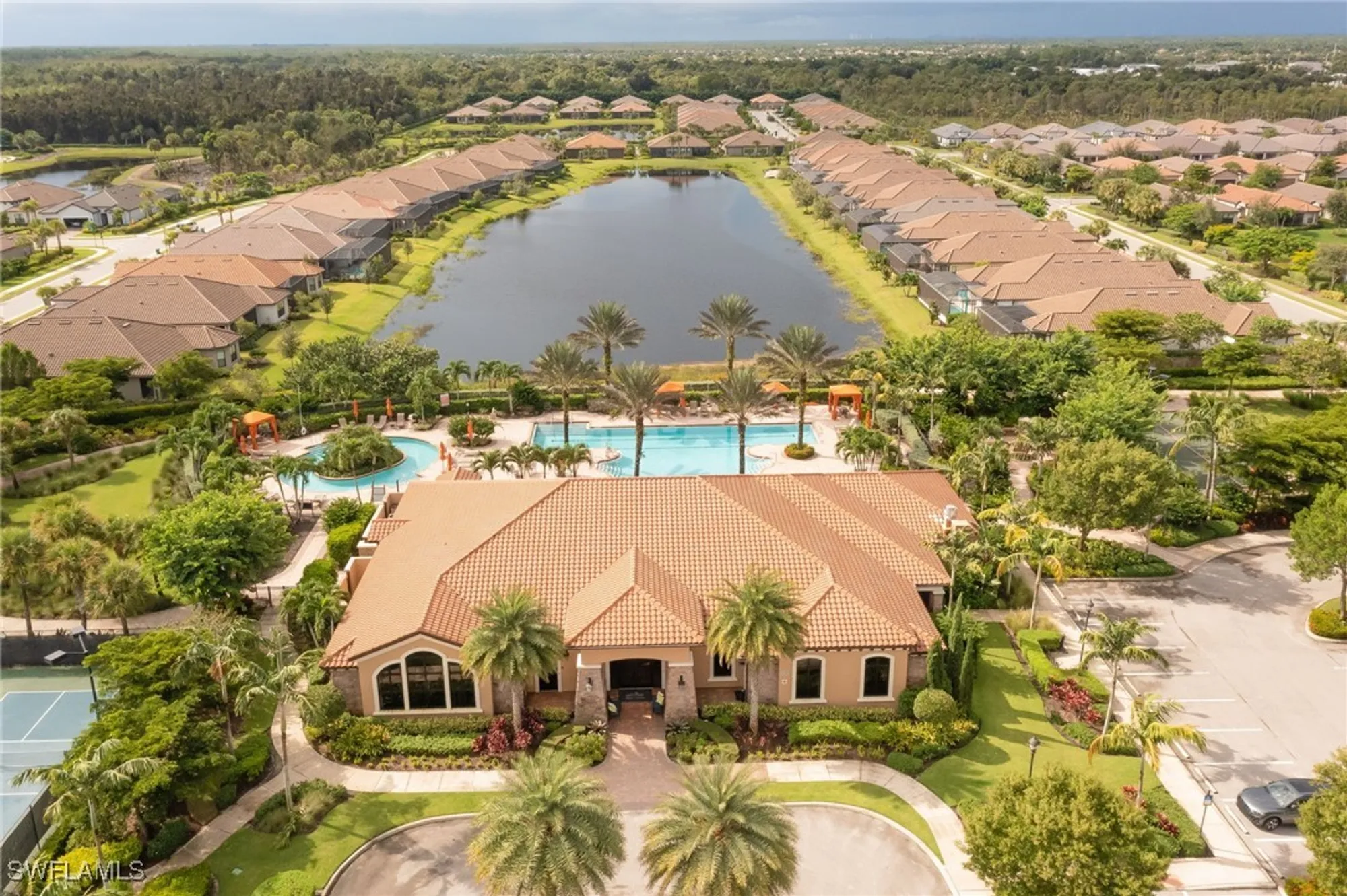 Property Slideshow image 29 of 40 | 8013 calle canovas ct, Naples, FL, 34114