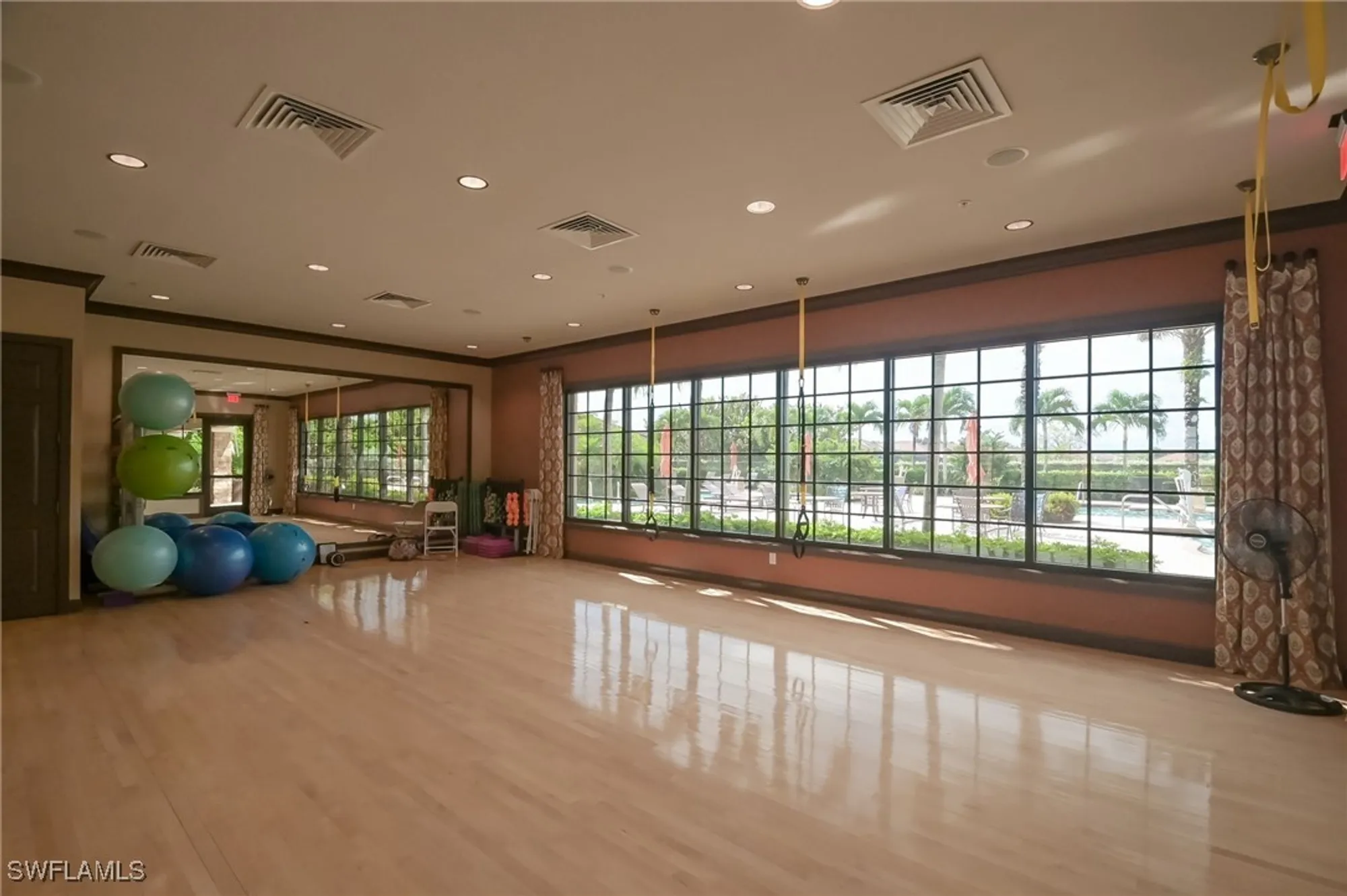 Property Slideshow image 35 of 40 | 8013 calle canovas ct, Naples, FL, 34114