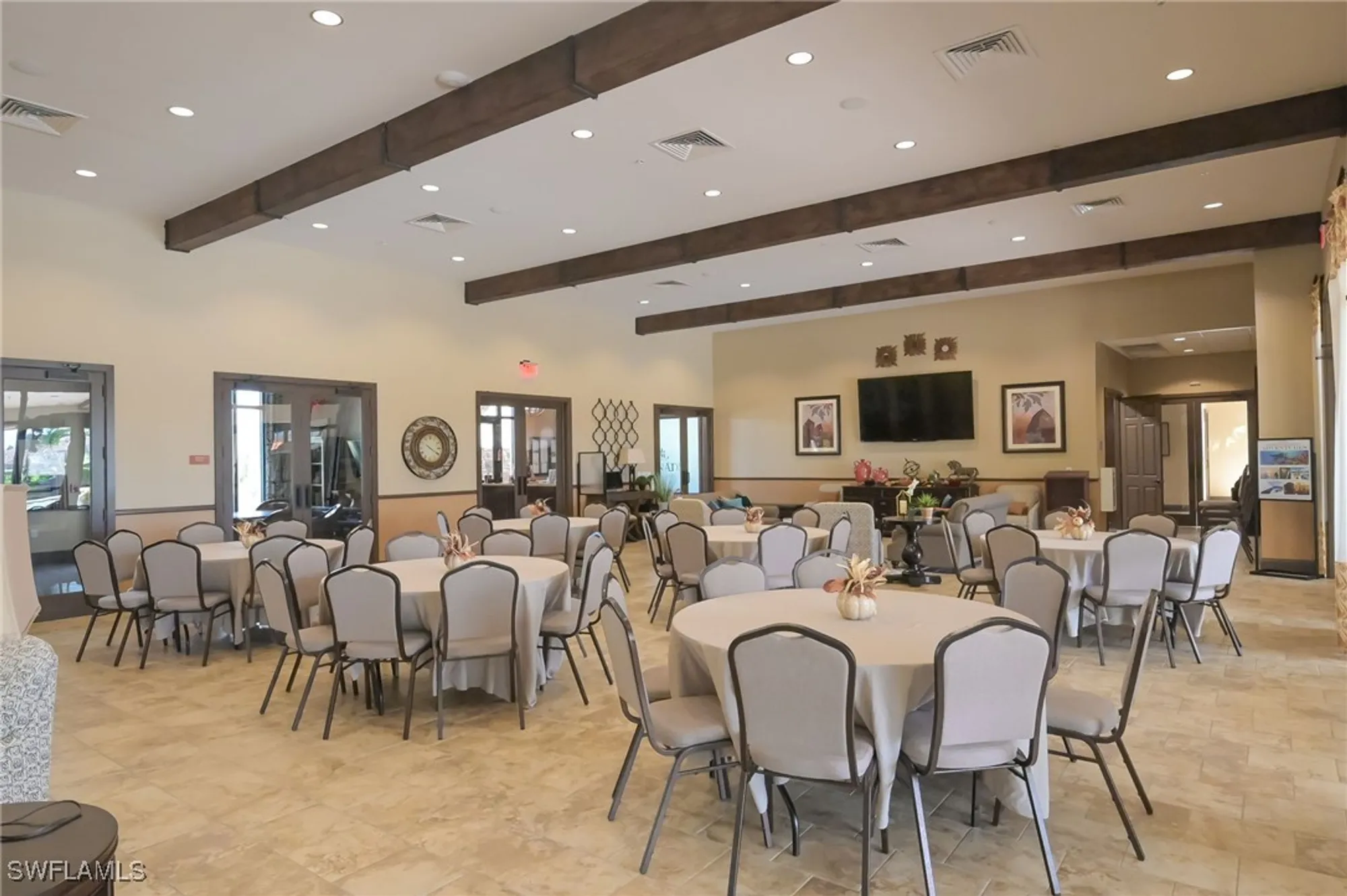 Property Slideshow image 31 of 40 | 8013 calle canovas ct, Naples, FL, 34114