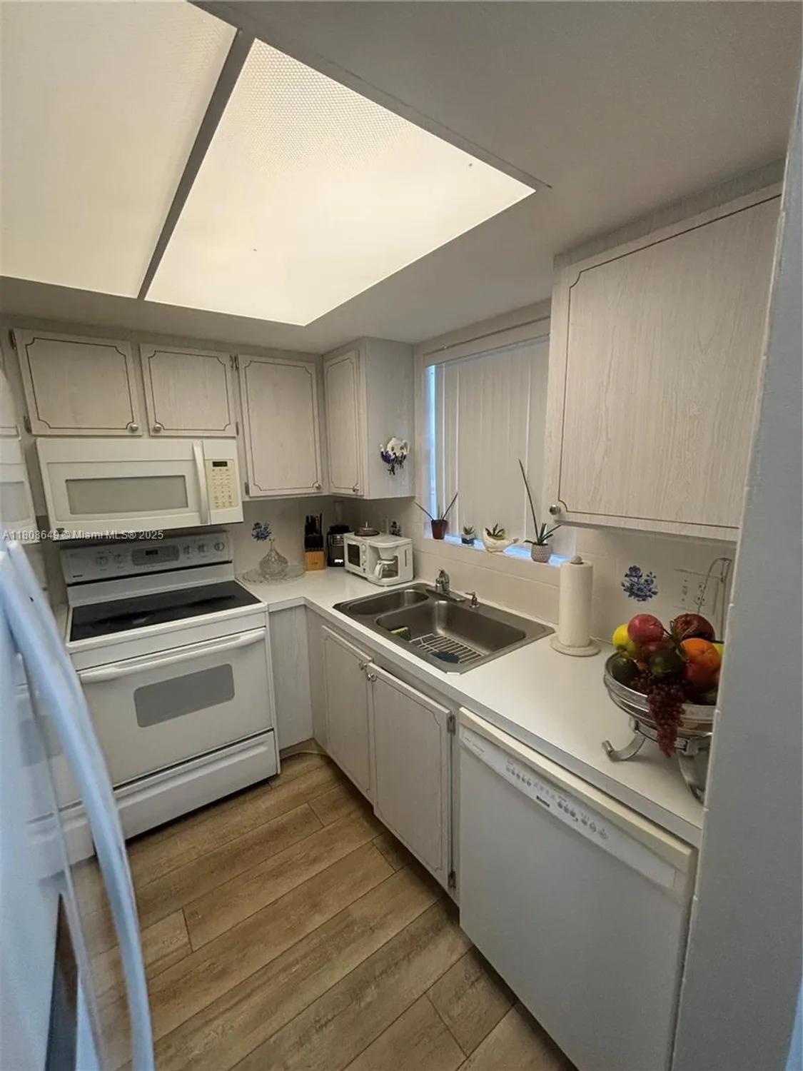 Property Slideshow image 5 of 9 | 2929 se ocean blvd 125-3, Stuart, FL, 34996