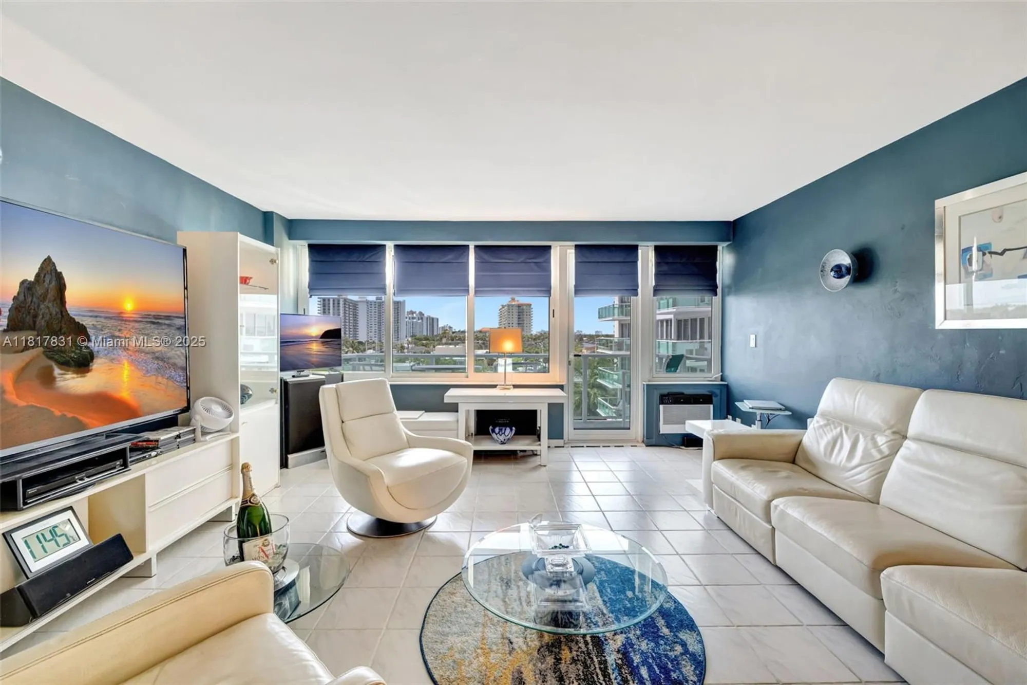 Property Slideshow image 3 of 32 | 3233 ne 34th st apt 611, Fort Lauderdale, FL, 33308