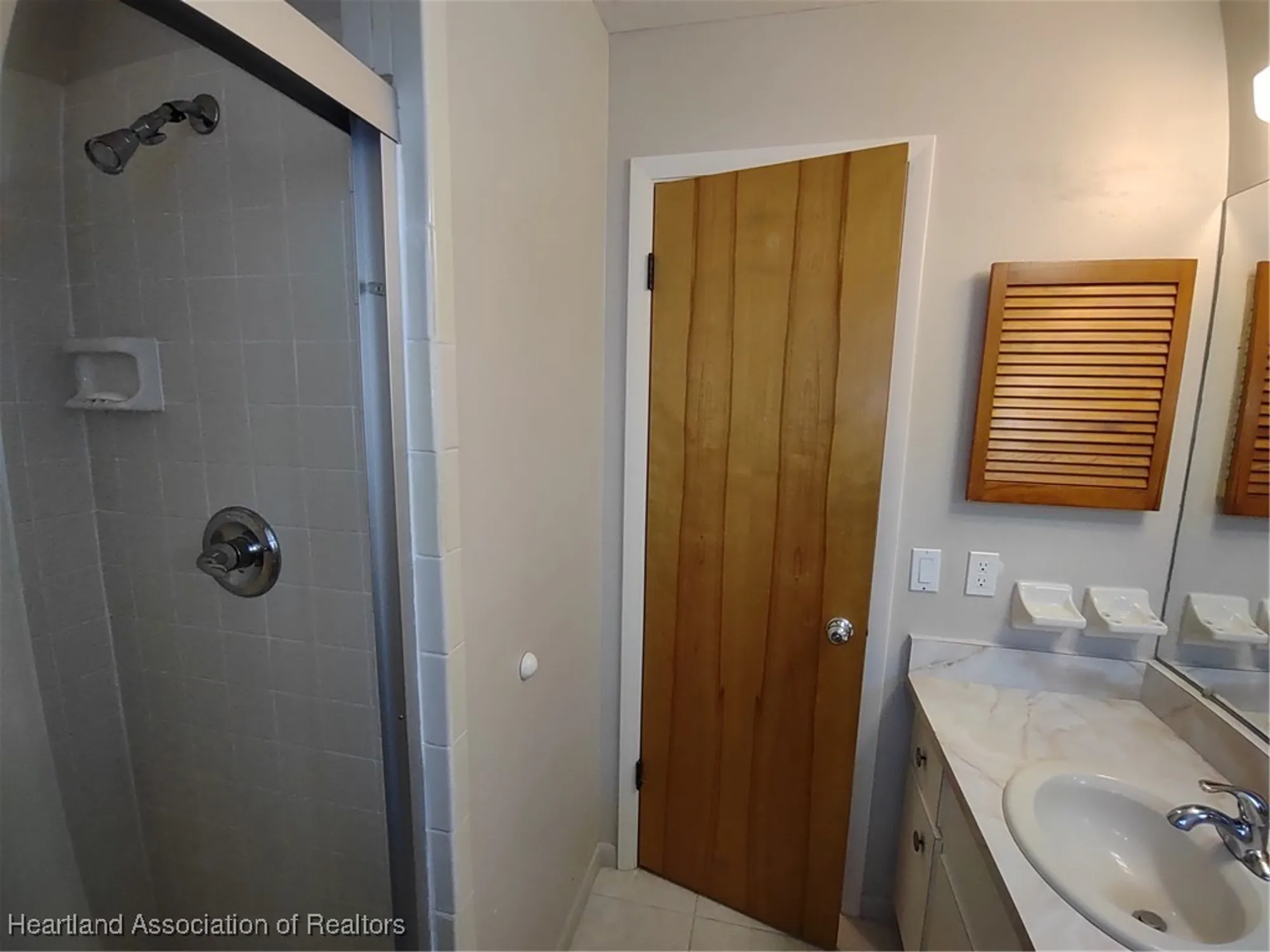 Property Slideshow image 28 of 36 | 160 parkview cir, Lake Placid, FL, 33852