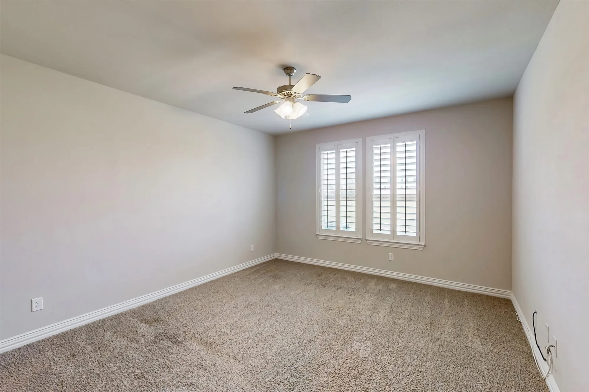 Property Slideshow image 14 of 37 | 7637 murcia dr, Fort Worth, TX, 76123