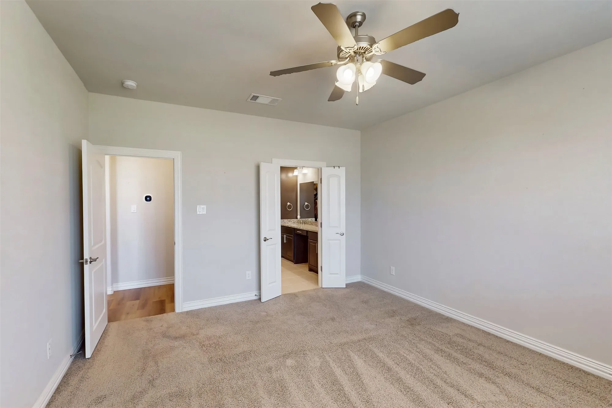 Property Slideshow image 15 of 37 | 7637 murcia dr, Fort Worth, TX, 76123