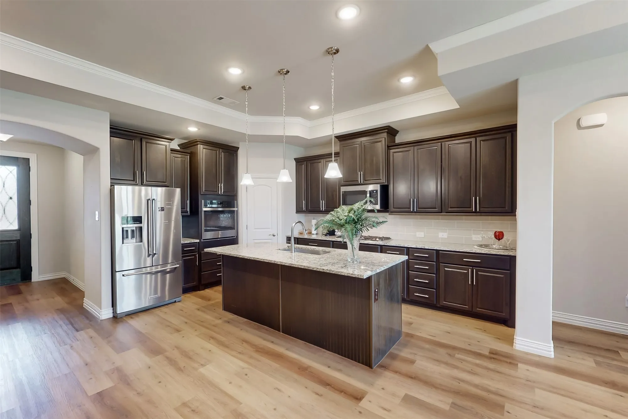 Property Slideshow image 10 of 37 | 7637 murcia dr, Fort Worth, TX, 76123
