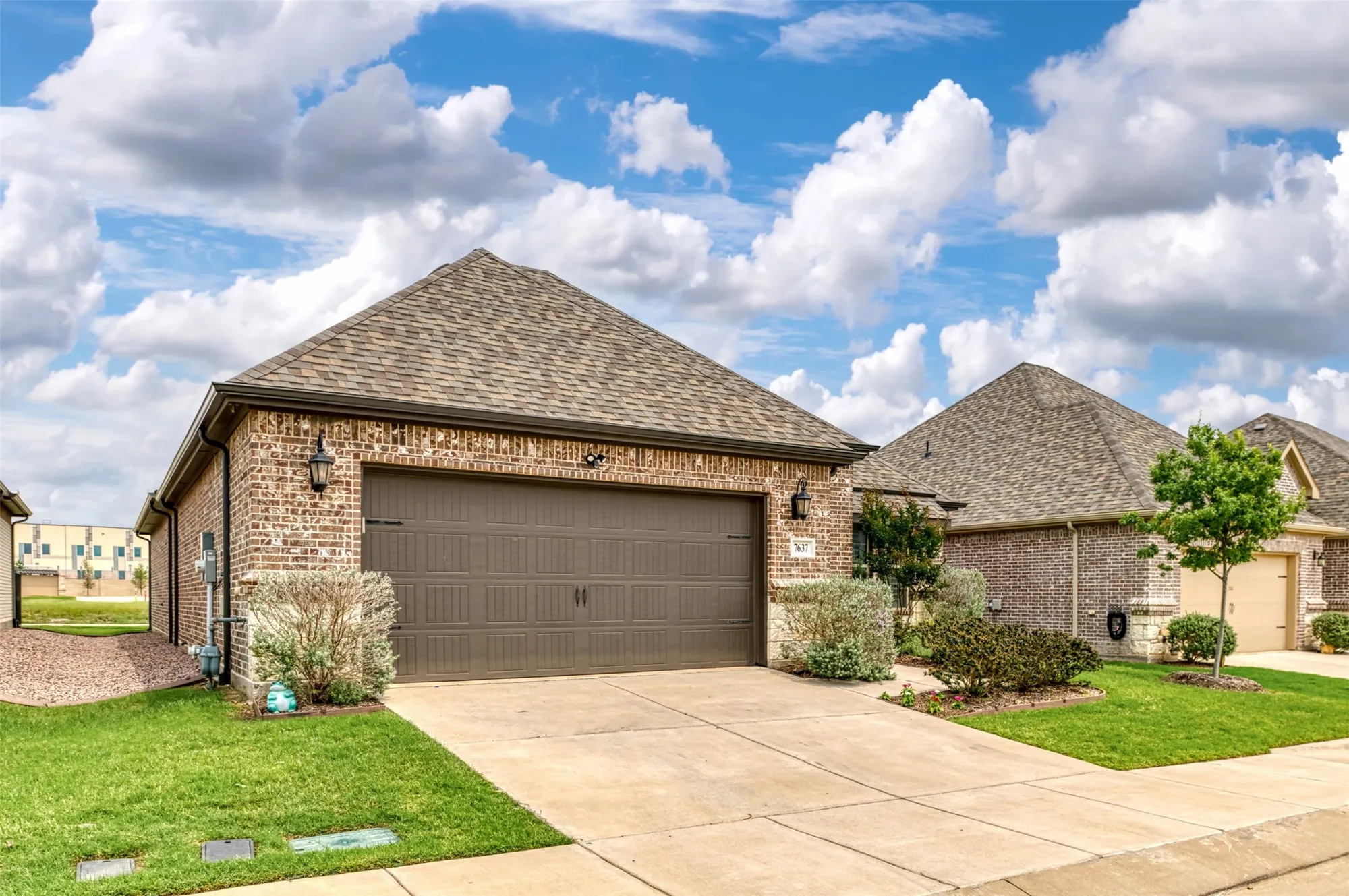 Property Slideshow image 3 of 37 | 7637 murcia dr, Fort Worth, TX, 76123