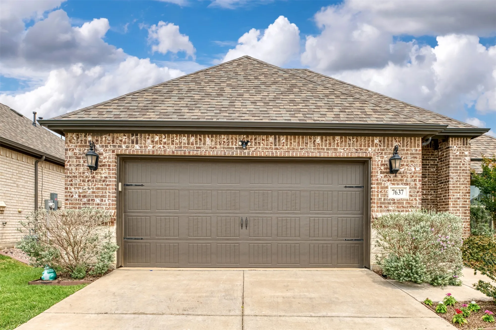 Property Slideshow image 4 of 37 | 7637 murcia dr, Fort Worth, TX, 76123