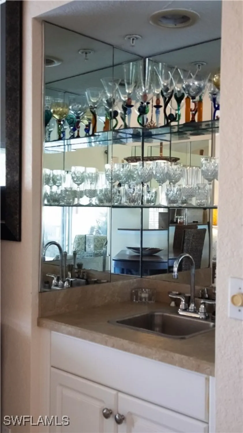 Property Slideshow image 25 of 48 | 9061 michael cir unit 2, Naples, FL, 34113