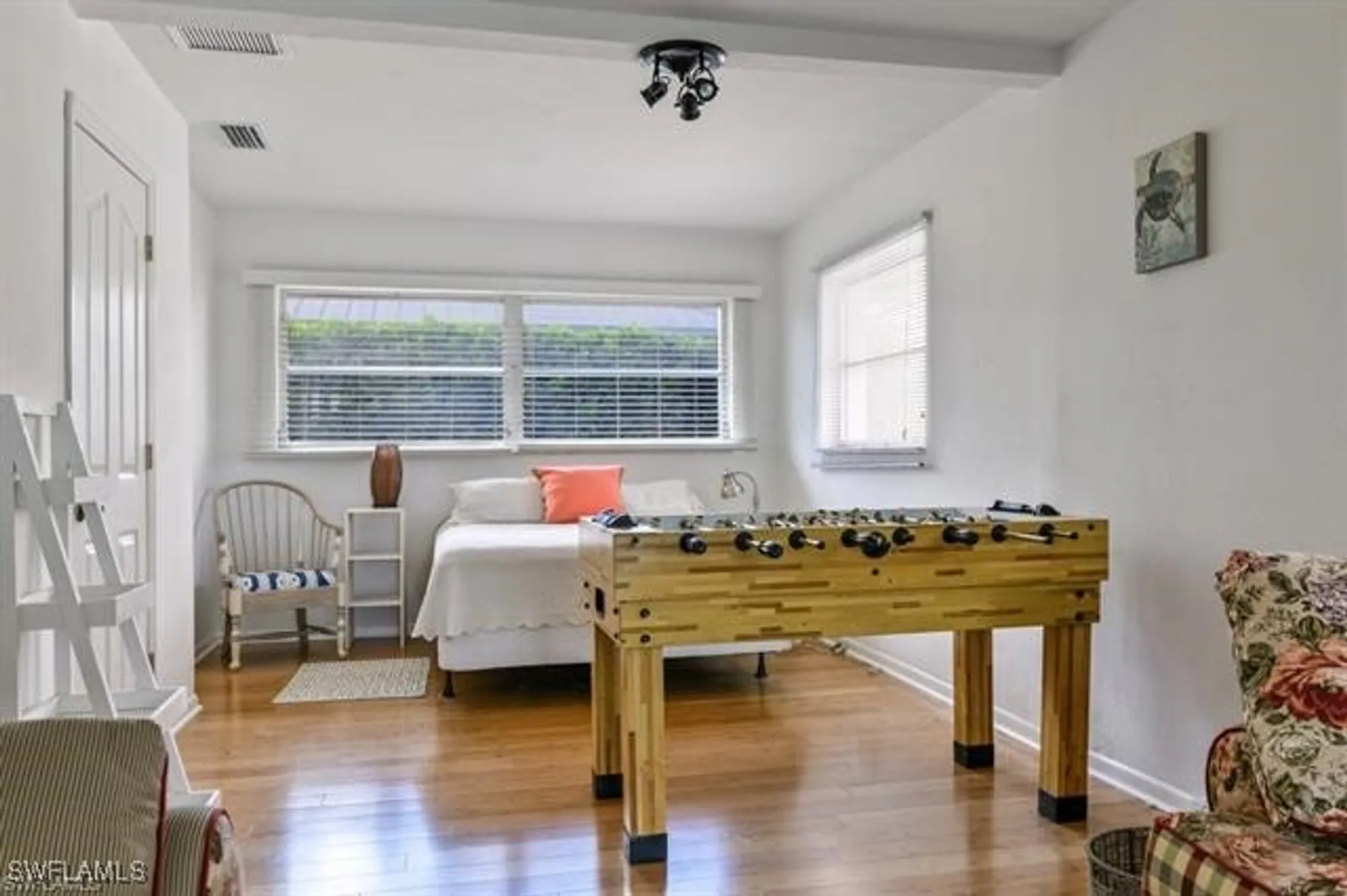 Property Slideshow image 14 of 24 | 737 mooring line dr, Naples, FL, 34102