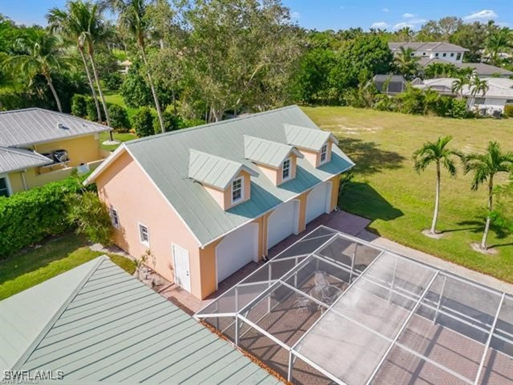 Property Slideshow image 22 of 24 | 737 mooring line dr, Naples, FL, 34102