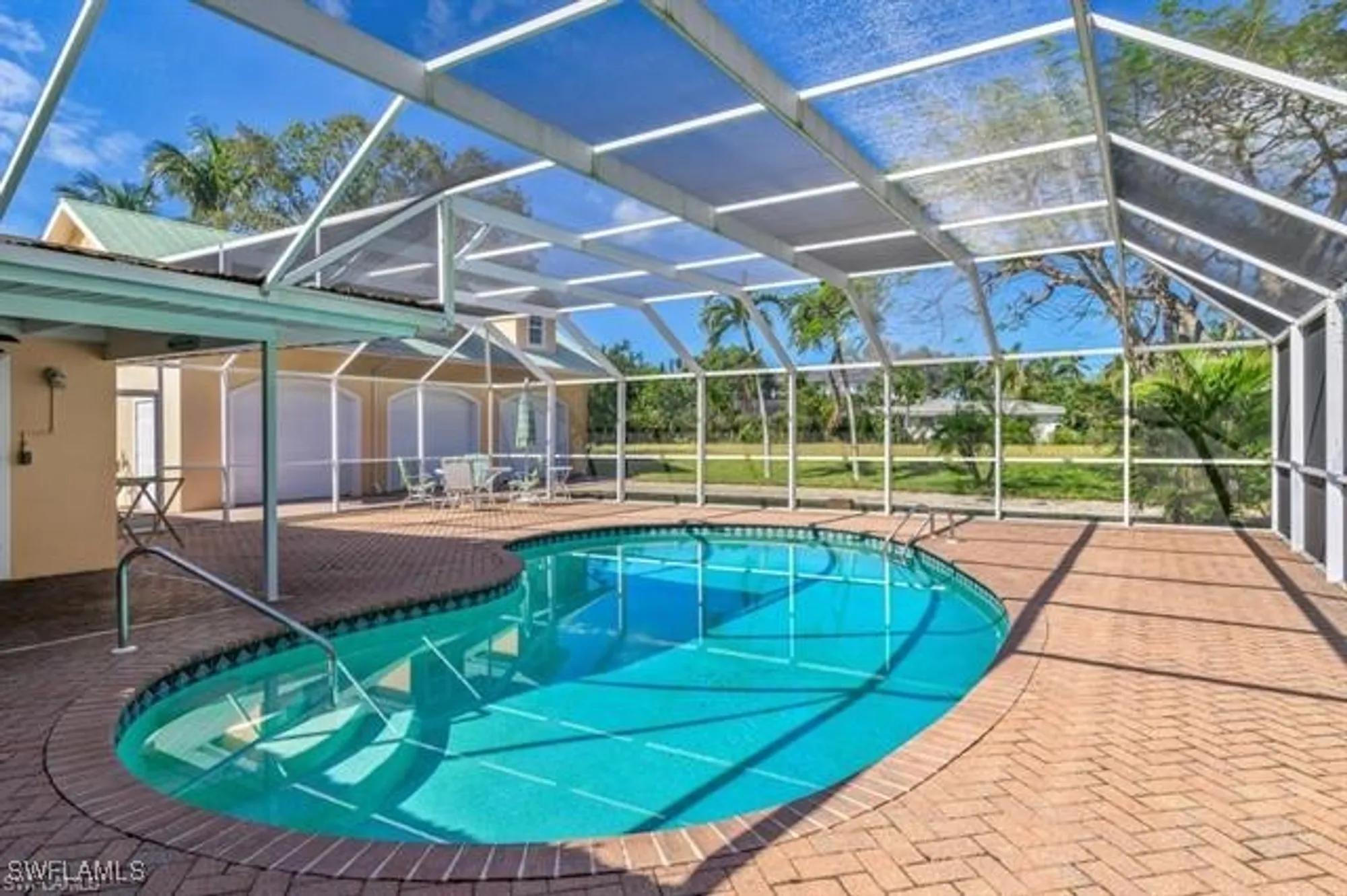 Property Slideshow image 6 of 24 | 737 mooring line dr, Naples, FL, 34102