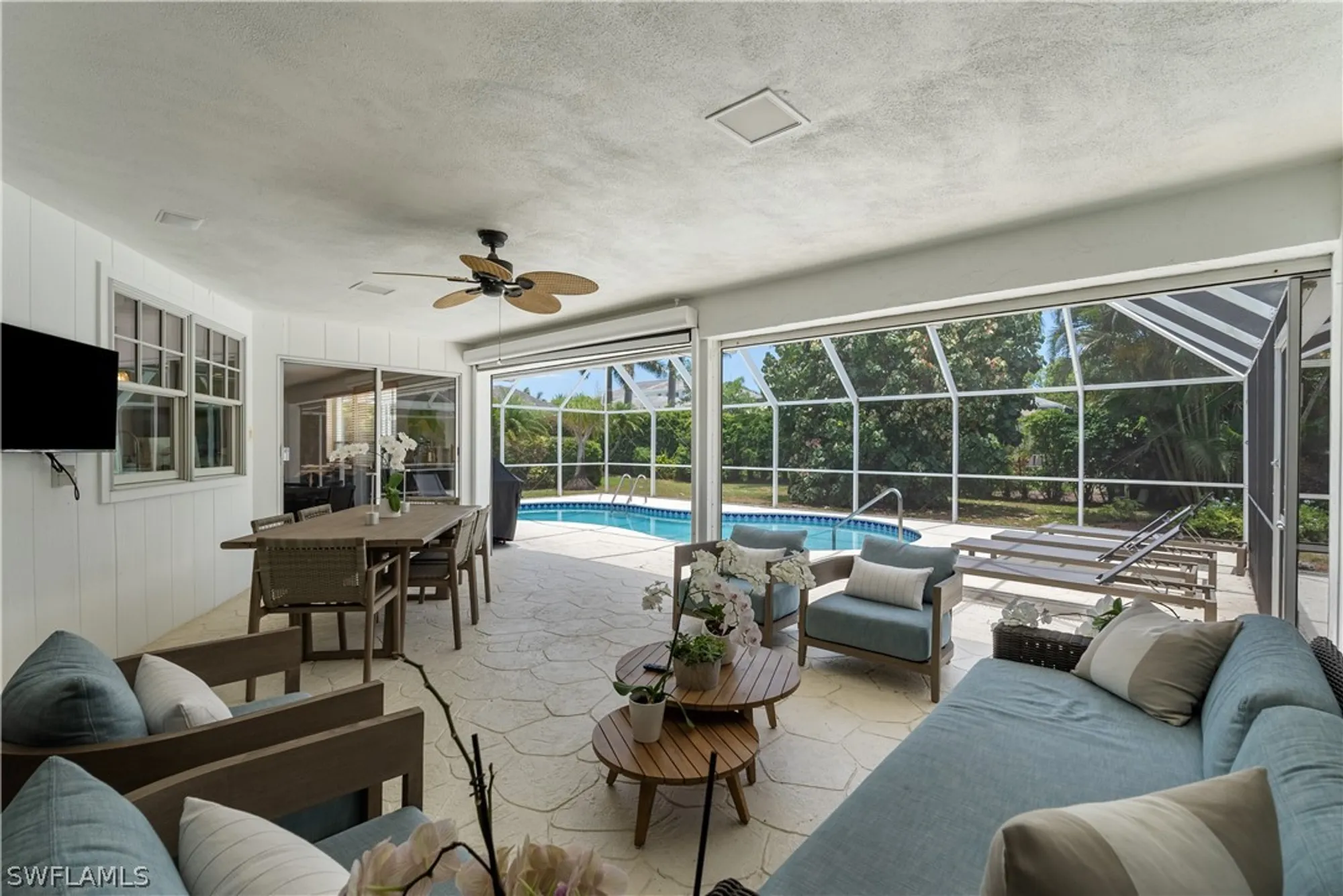 Property Slideshow image 10 of 15 | 626 regatta rd, Naples, FL, 34103