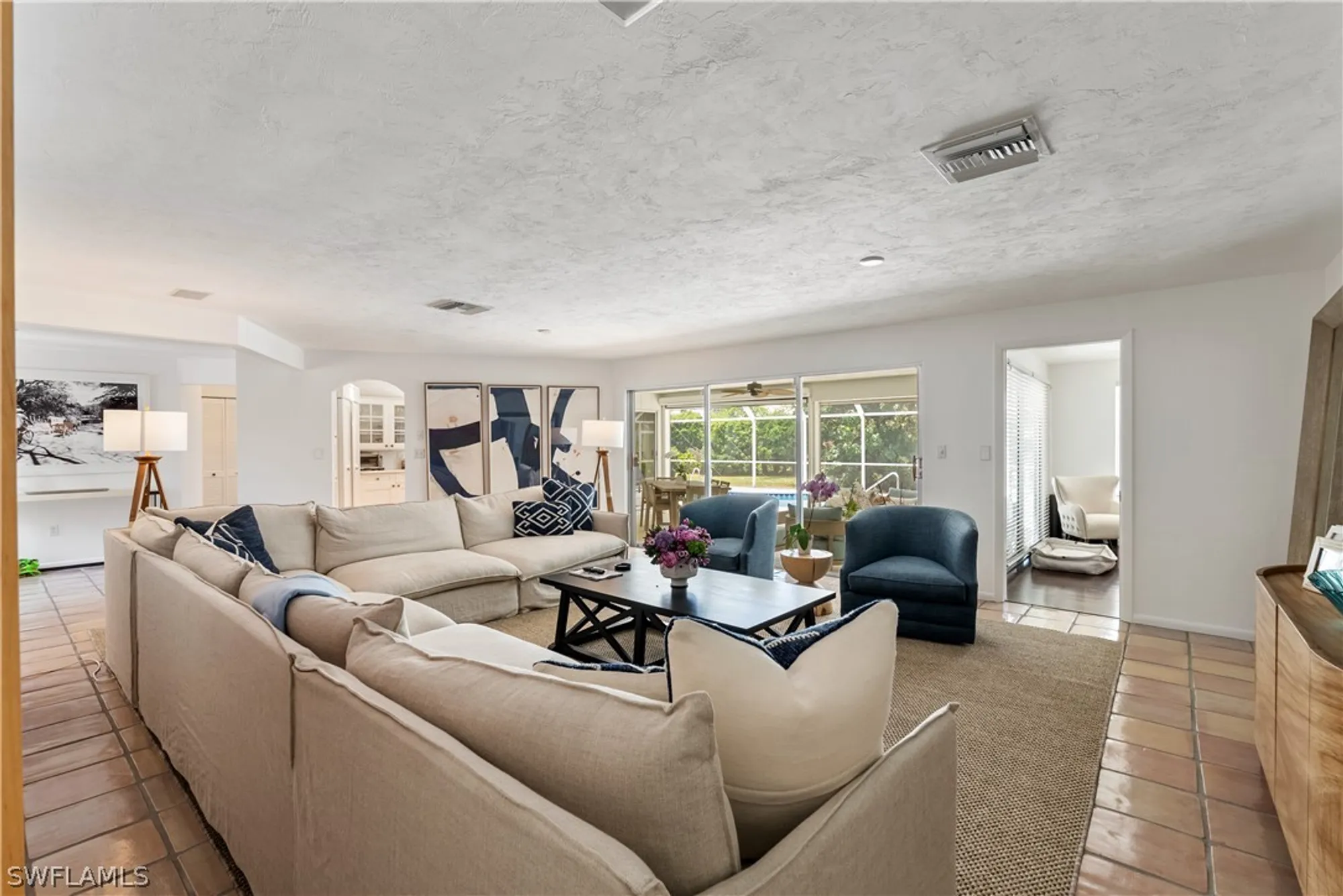 Property Slideshow image 8 of 15 | 626 regatta rd, Naples, FL, 34103