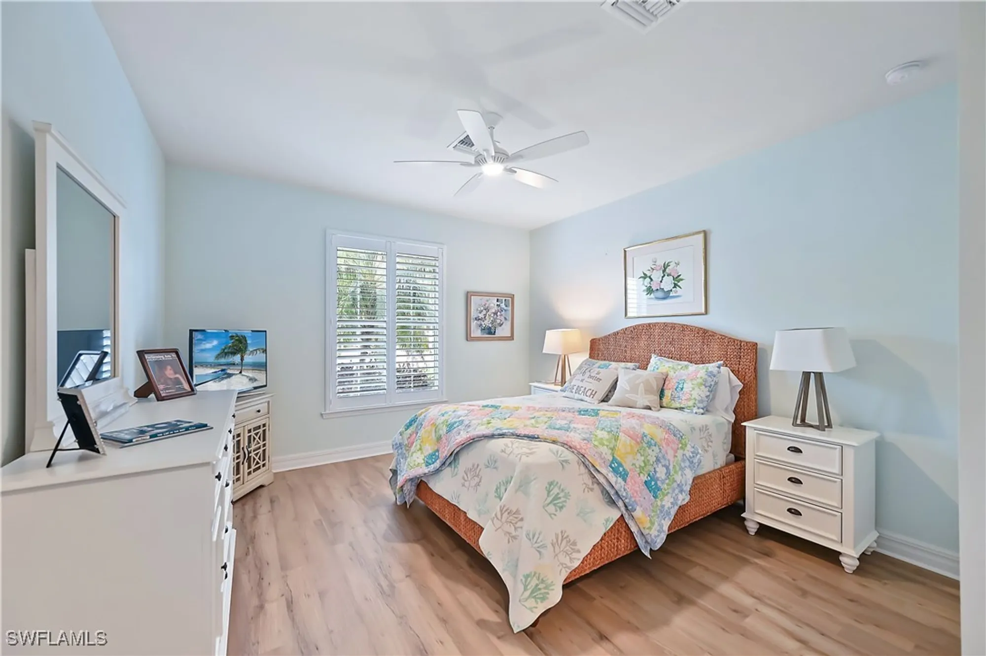 Property Slideshow image 12 of 29 | 8510 karina ct, Naples, FL, 34114