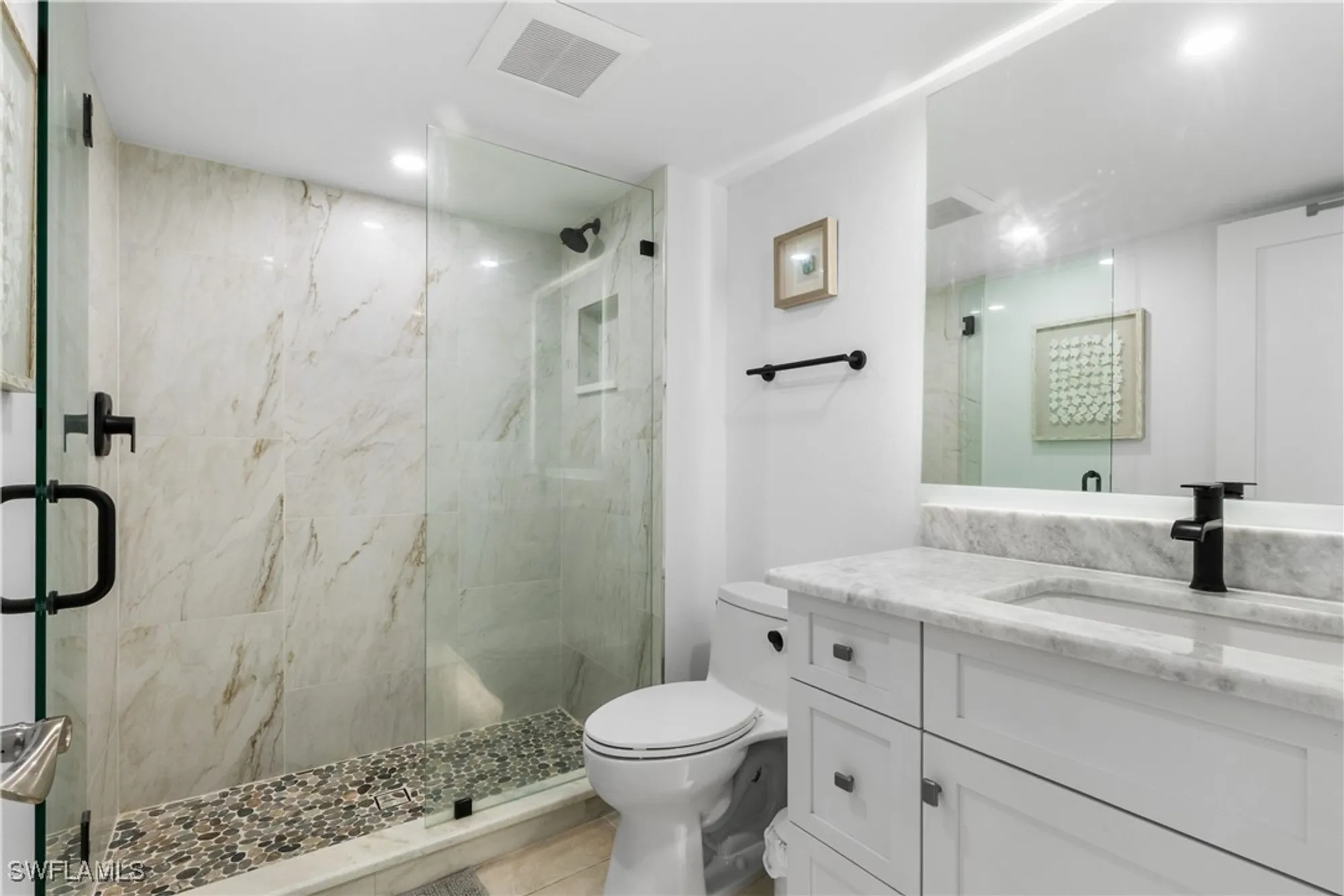 Property Slideshow image 17 of 18 | 2800 gulf shore blvd 100, Naples, FL, 34103