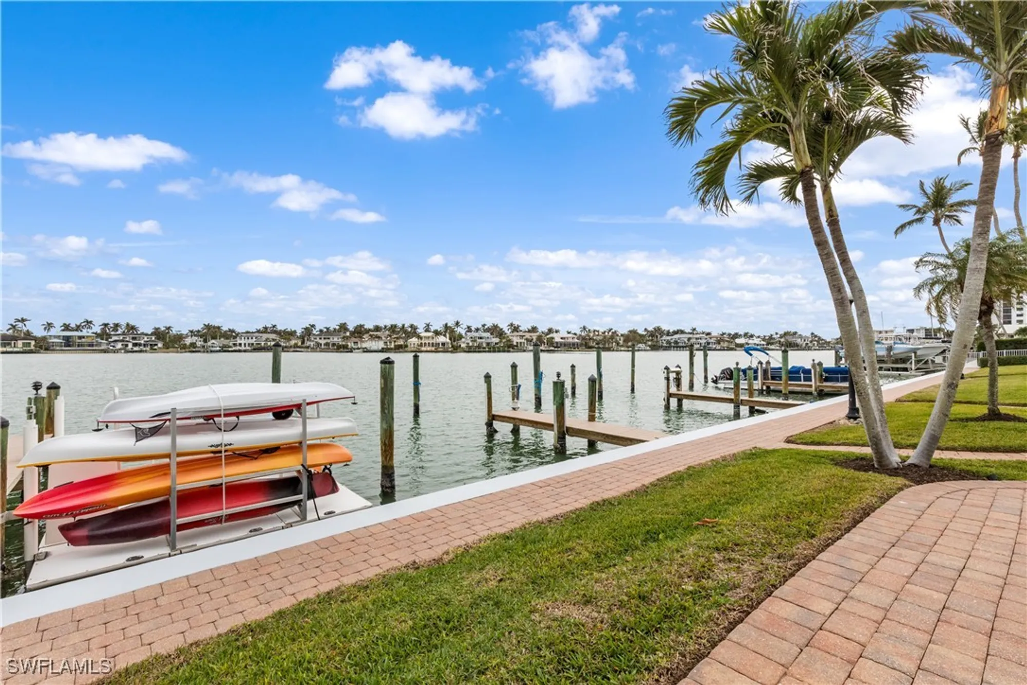 Property Slideshow image 4 of 18 | 2800 gulf shore blvd 100, Naples, FL, 34103