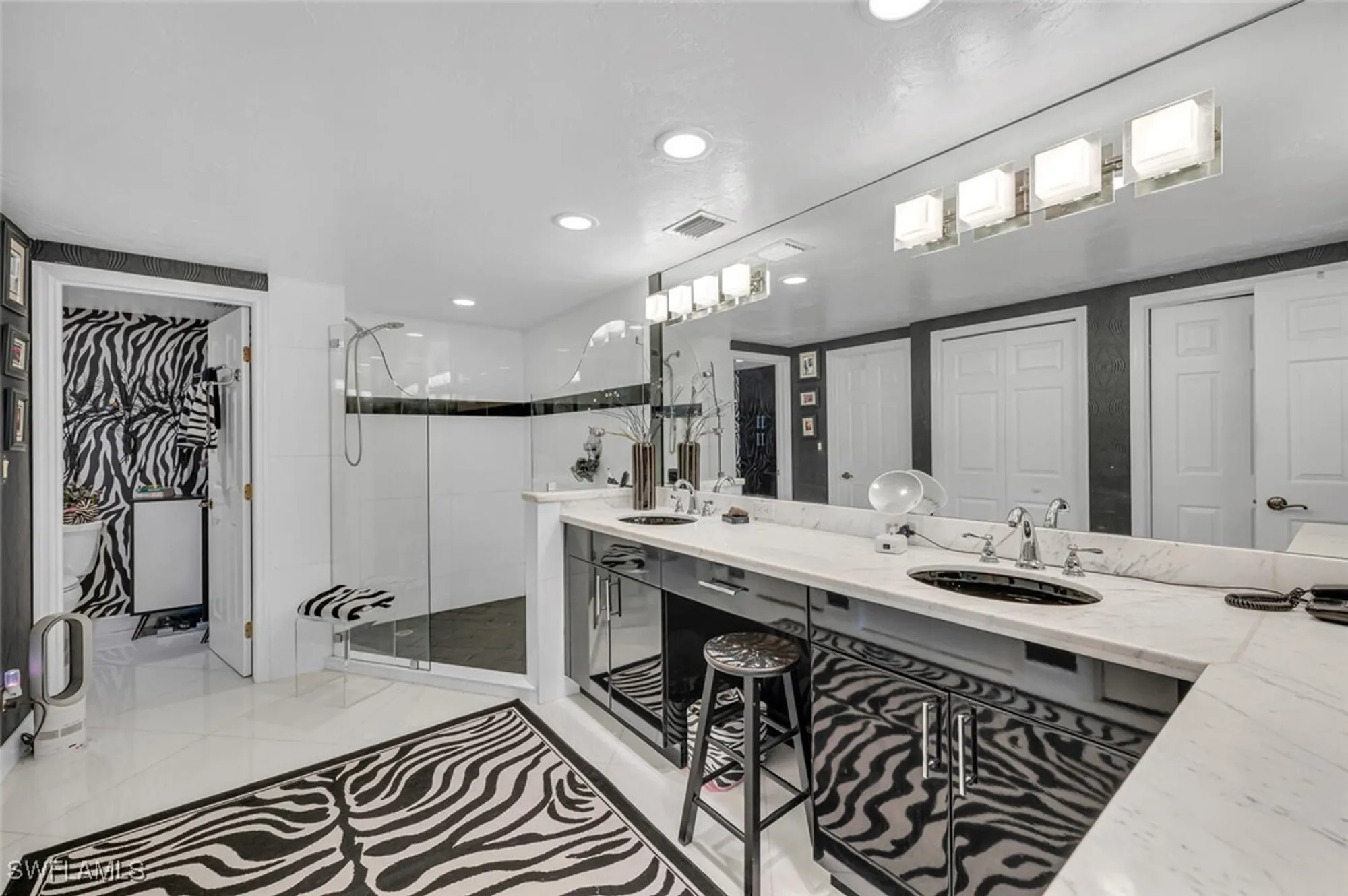 Property Slideshow image 13 of 19 | 6300 pelican bay blvd # a303, Naples, FL, 34108