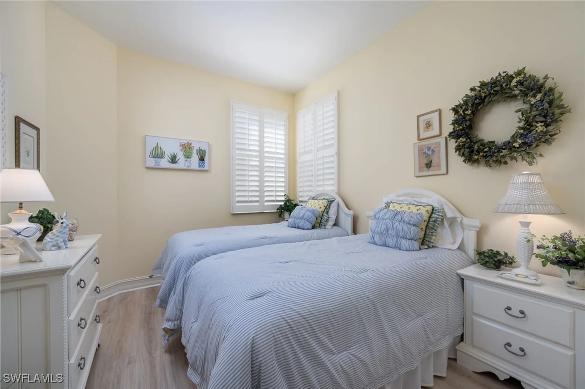 Property Slideshow image 12 of 27 | 11041 harbour yacht ct unit 102, Fort Myers, FL, 33908
