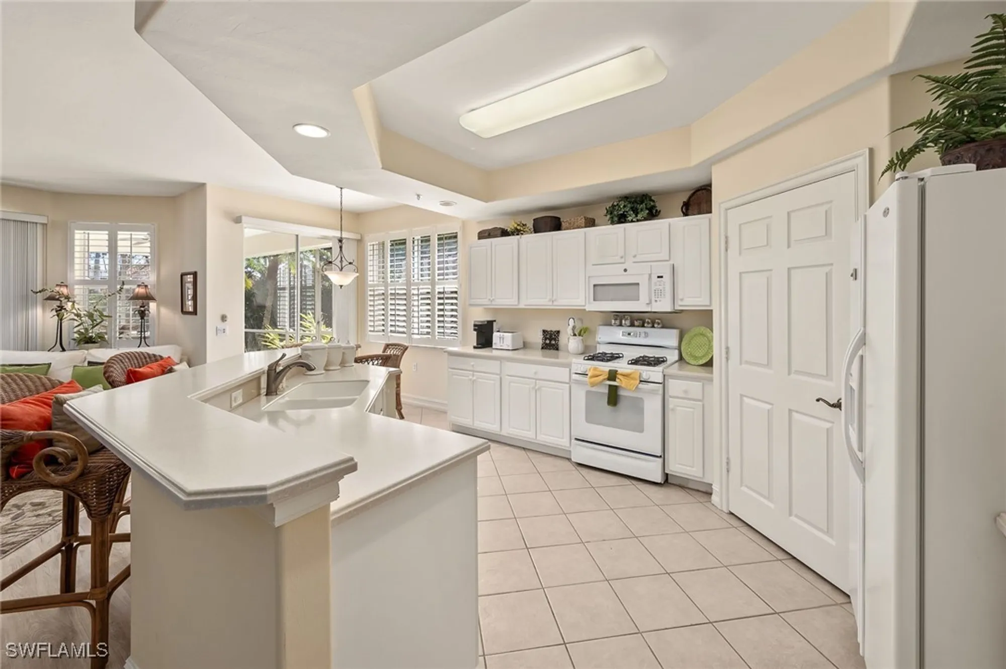 Property Slideshow image 4 of 27 | 11041 harbour yacht ct unit 102, Fort Myers, FL, 33908