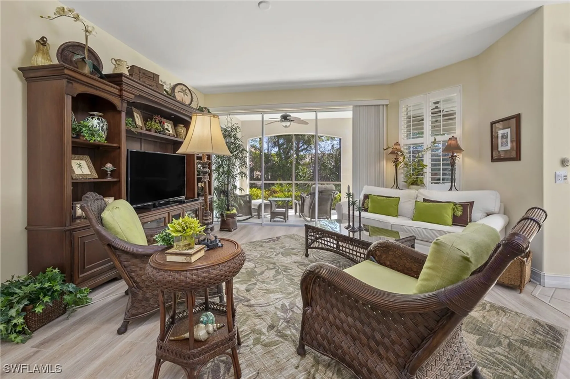 Property Slideshow image 7 of 27 | 11041 harbour yacht ct unit 102, Fort Myers, FL, 33908