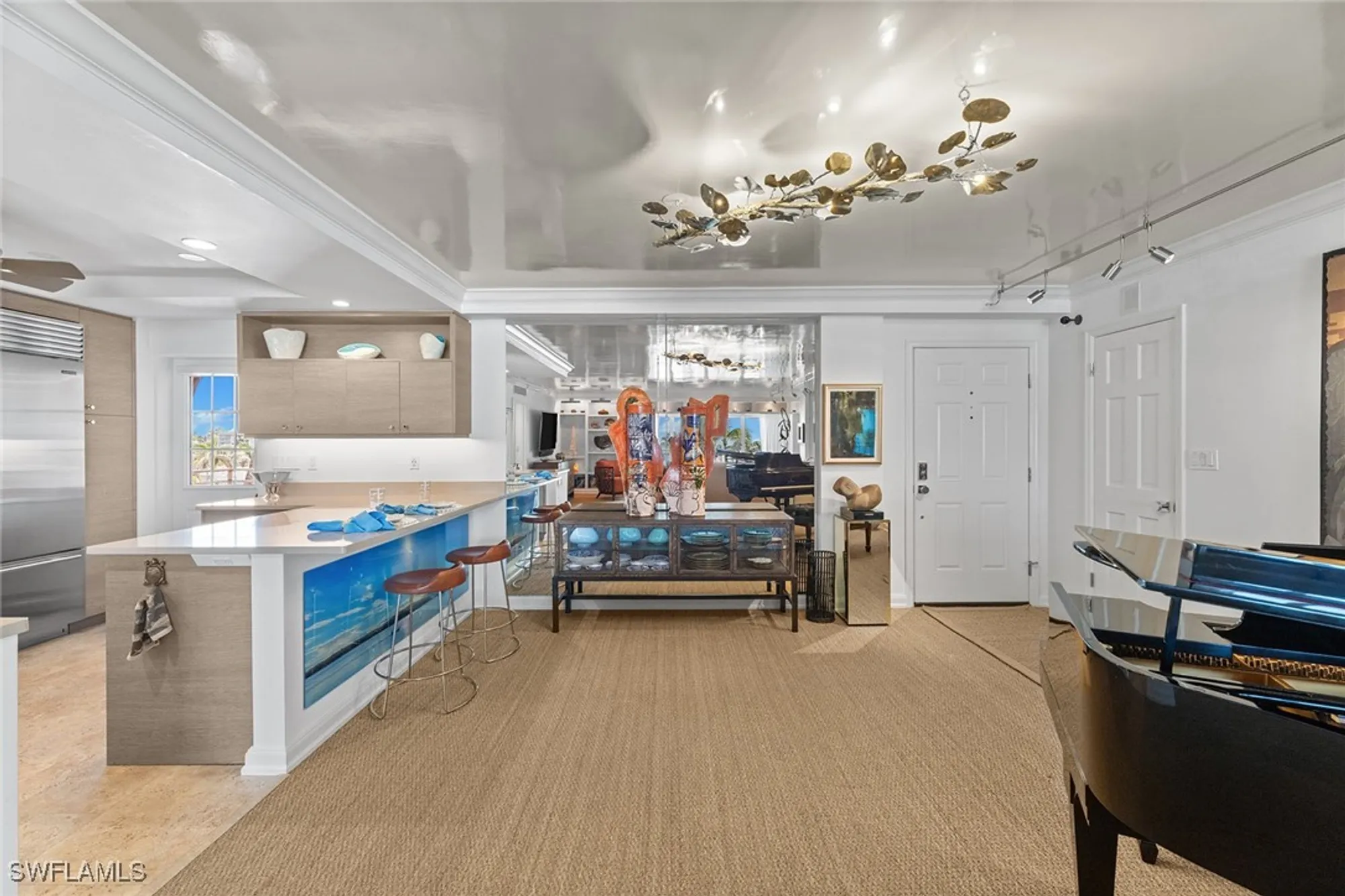 Property Slideshow image 10 of 35 | 2401 gulf shore blvd 44, Naples, FL, 34103