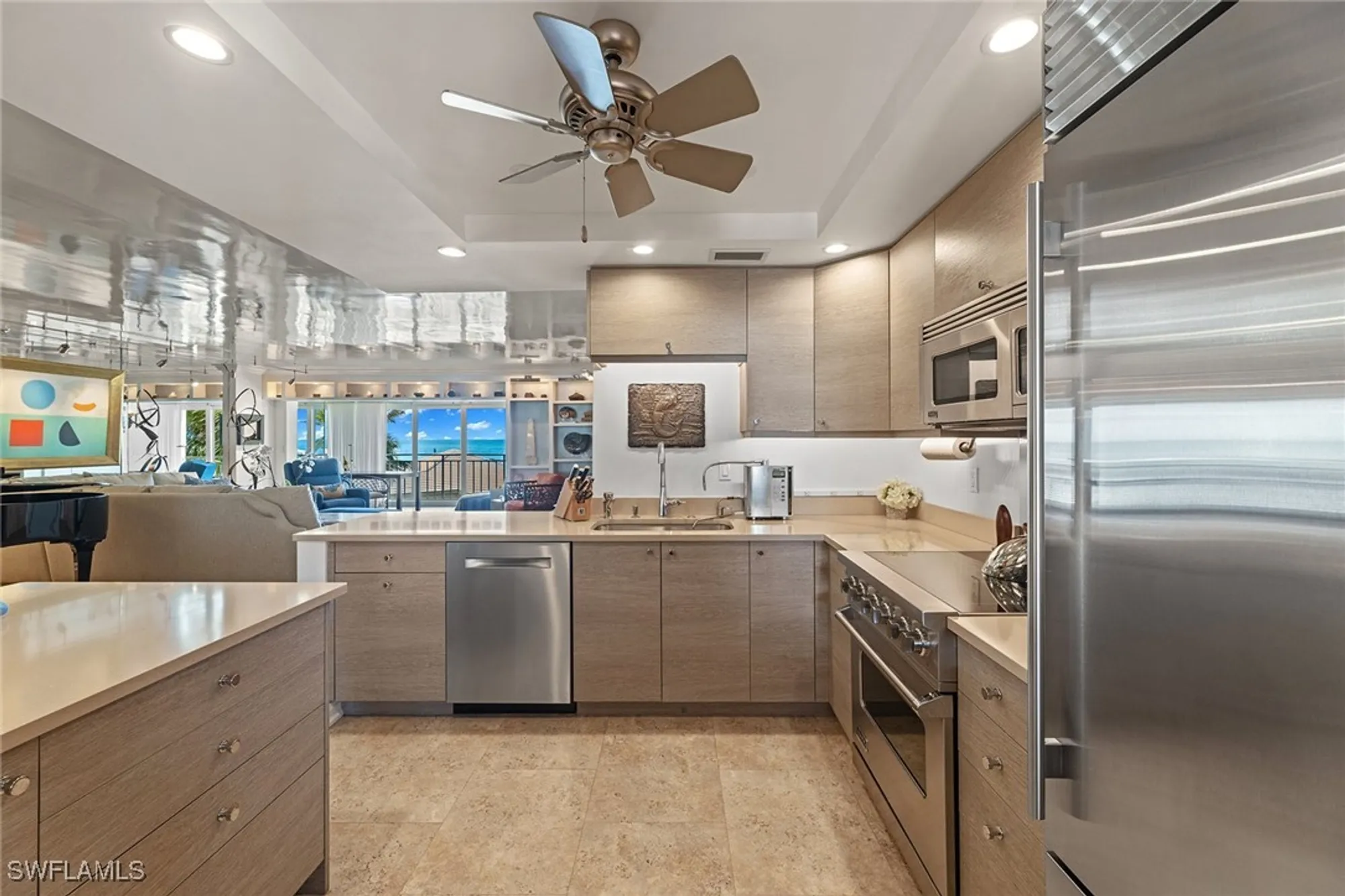 Property Slideshow image 8 of 35 | 2401 gulf shore blvd 44, Naples, FL, 34103