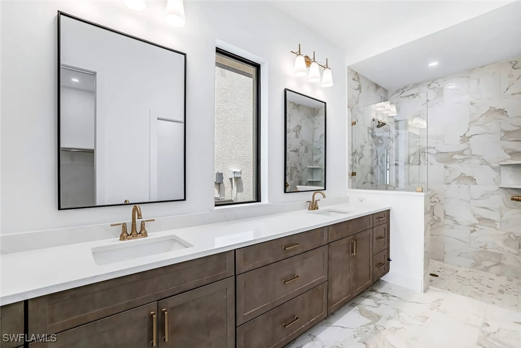 Property Slideshow image 11 of 17 | 7972 cordoba pl, Naples, FL, 34113