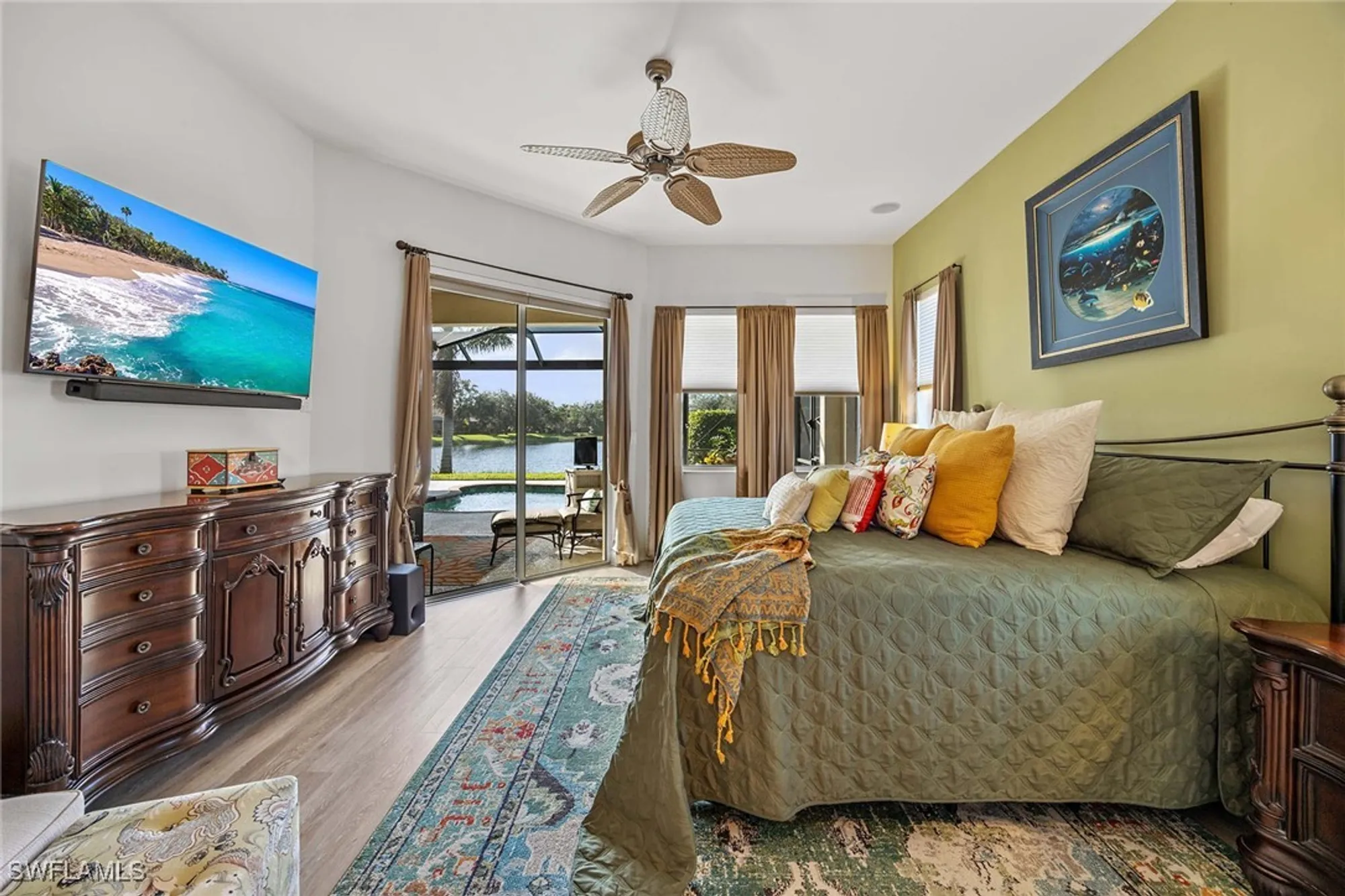 Property Slideshow image 18 of 50 | 6145 dogleg dr, Naples, FL, 34113