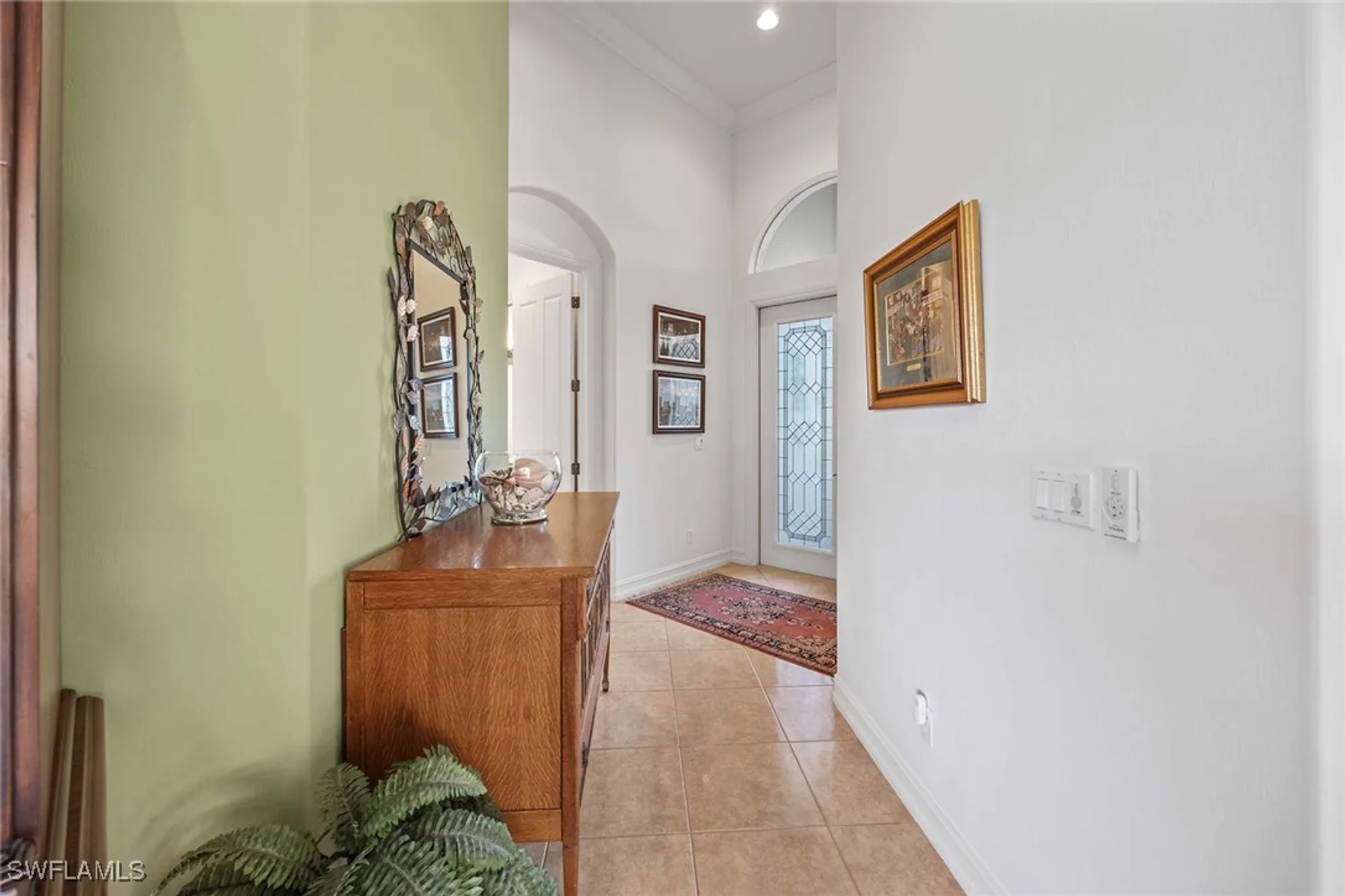 Property Slideshow image 9 of 50 | 6145 dogleg dr, Naples, FL, 34113