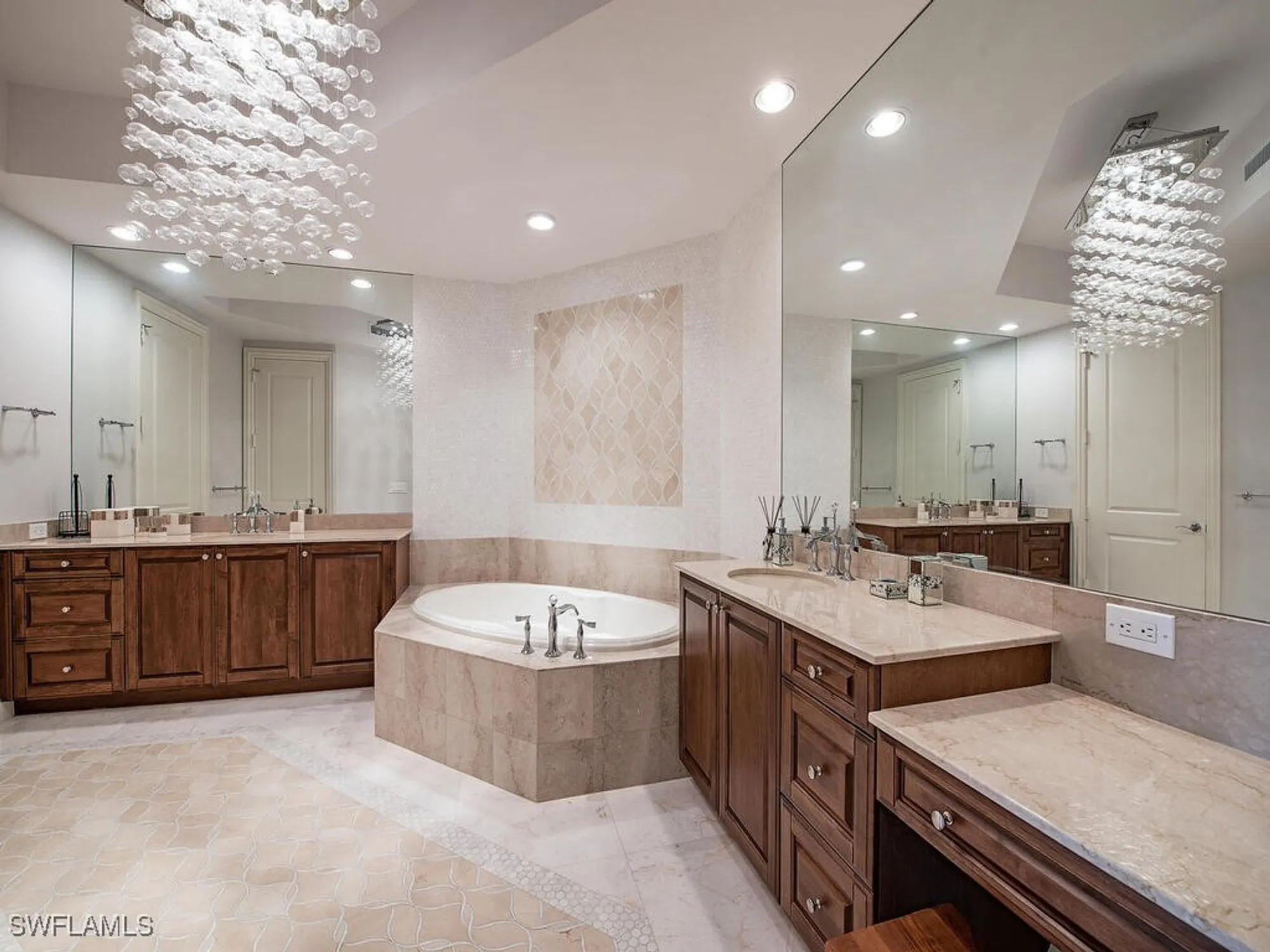 Property Slideshow image 16 of 36 | 4851 bonita bay blvd unit 2301, Bonita Springs, FL, 34134