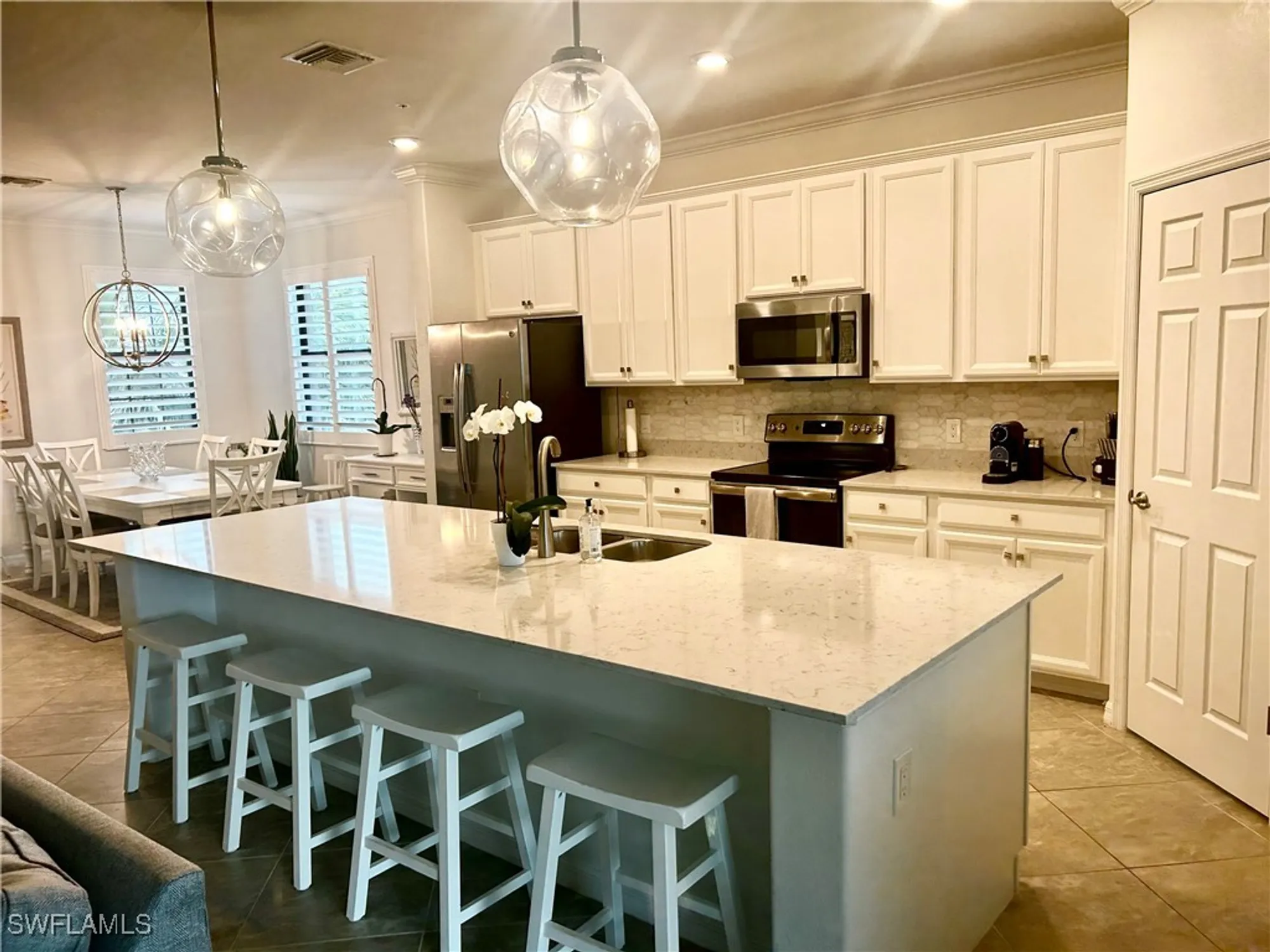 Property Slideshow image 10 of 24 | 17271 cherrywood ct unit 8702, Bonita Springs, FL, 34135