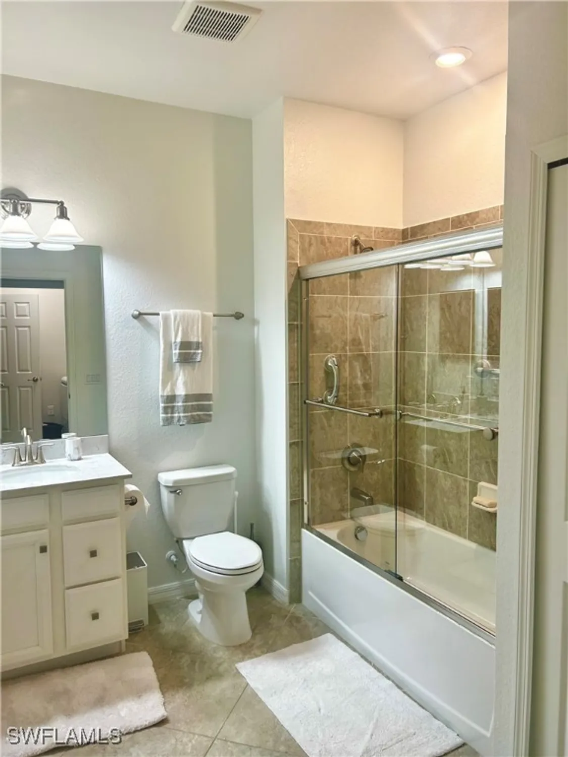 Property Slideshow image 7 of 24 | 17271 cherrywood ct unit 8702, Bonita Springs, FL, 34135
