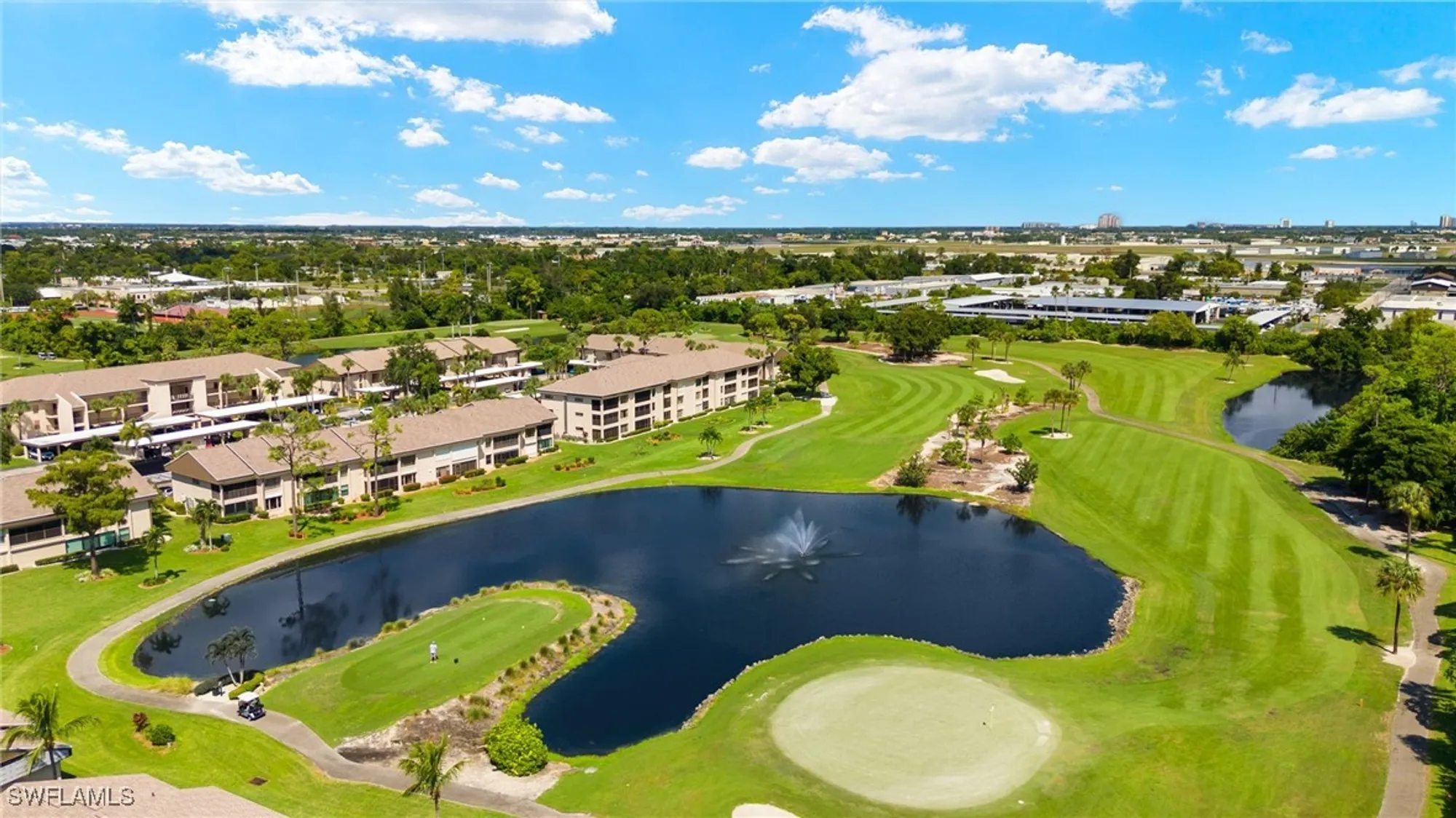Property Slideshow image 30 of 39 | 5925 trailwinds dr 912, Fort Myers, FL, 33907