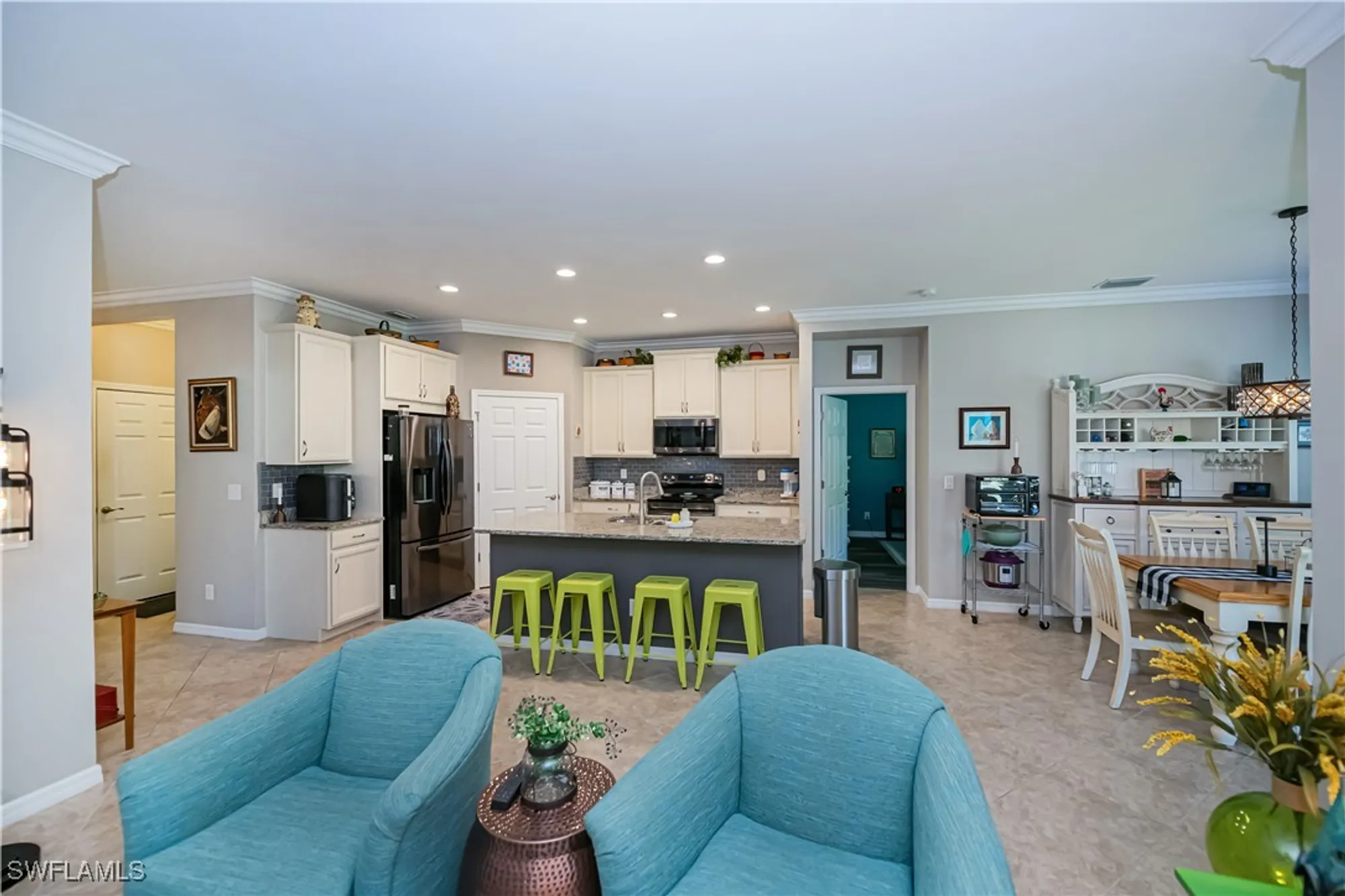 Property Slideshow image 14 of 42 | 3145 apple blossom dr, Alva, FL, 33920