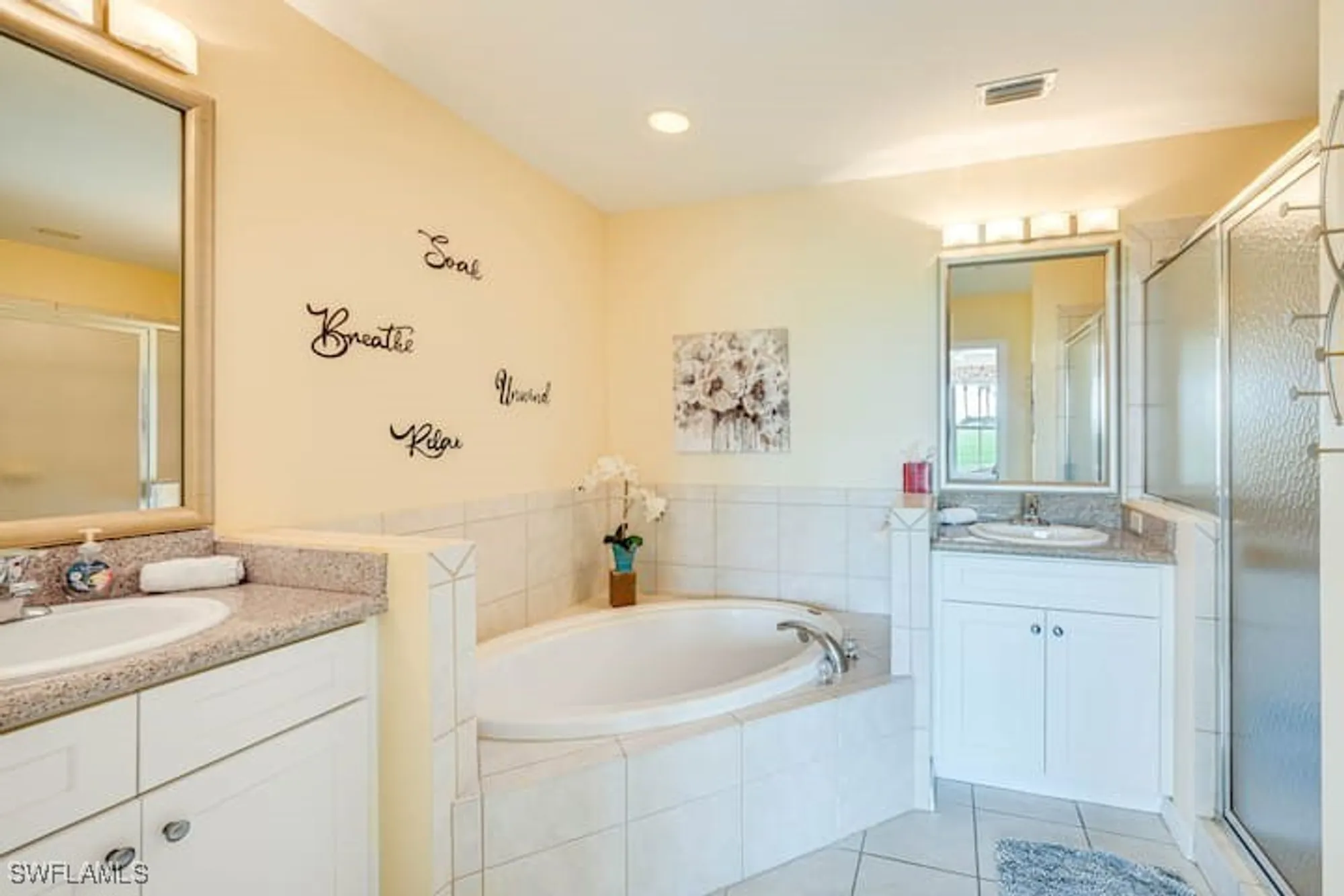 Property Slideshow image 3 of 11 | 7905 mahogany run ln 1314, Naples, FL, 34113