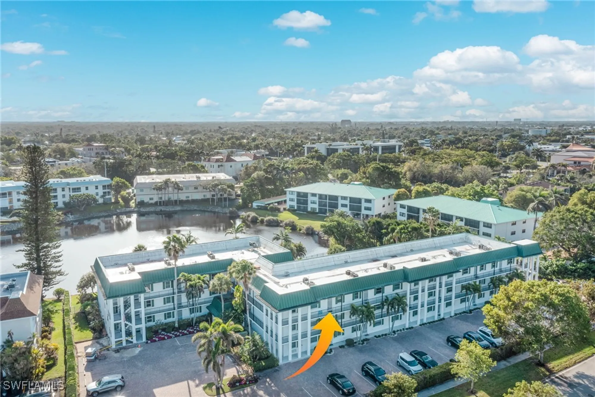 Property Slideshow image 6 of 26 | 3030 binnacle dr 305, Naples, FL, 34103