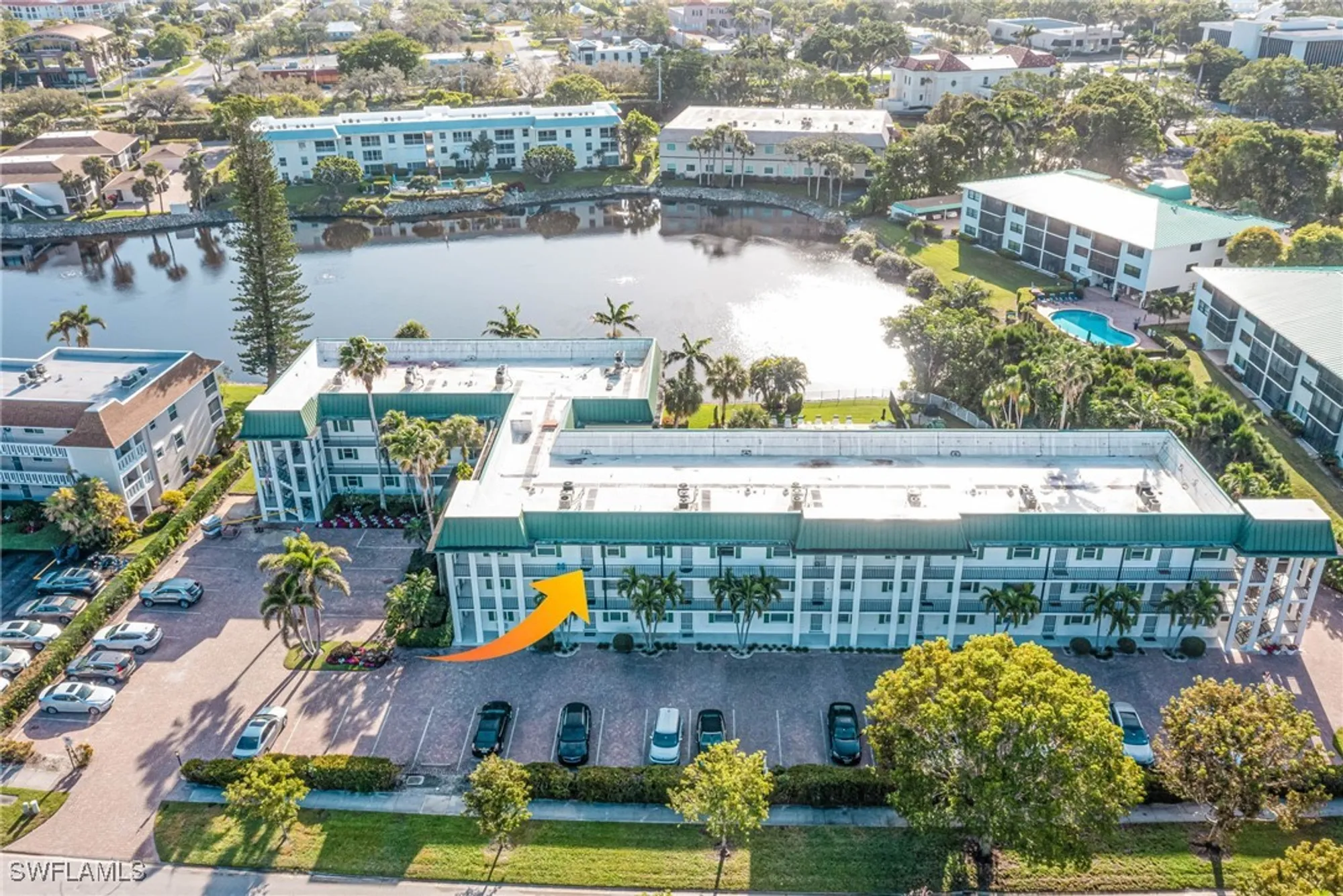 Property Slideshow image 8 of 26 | 3030 binnacle dr 305, Naples, FL, 34103