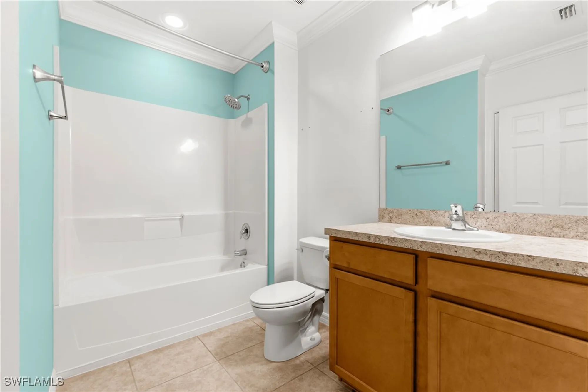 Property Slideshow image 23 of 33 | 3337 apple blossom dr, Alva, FL, 33920