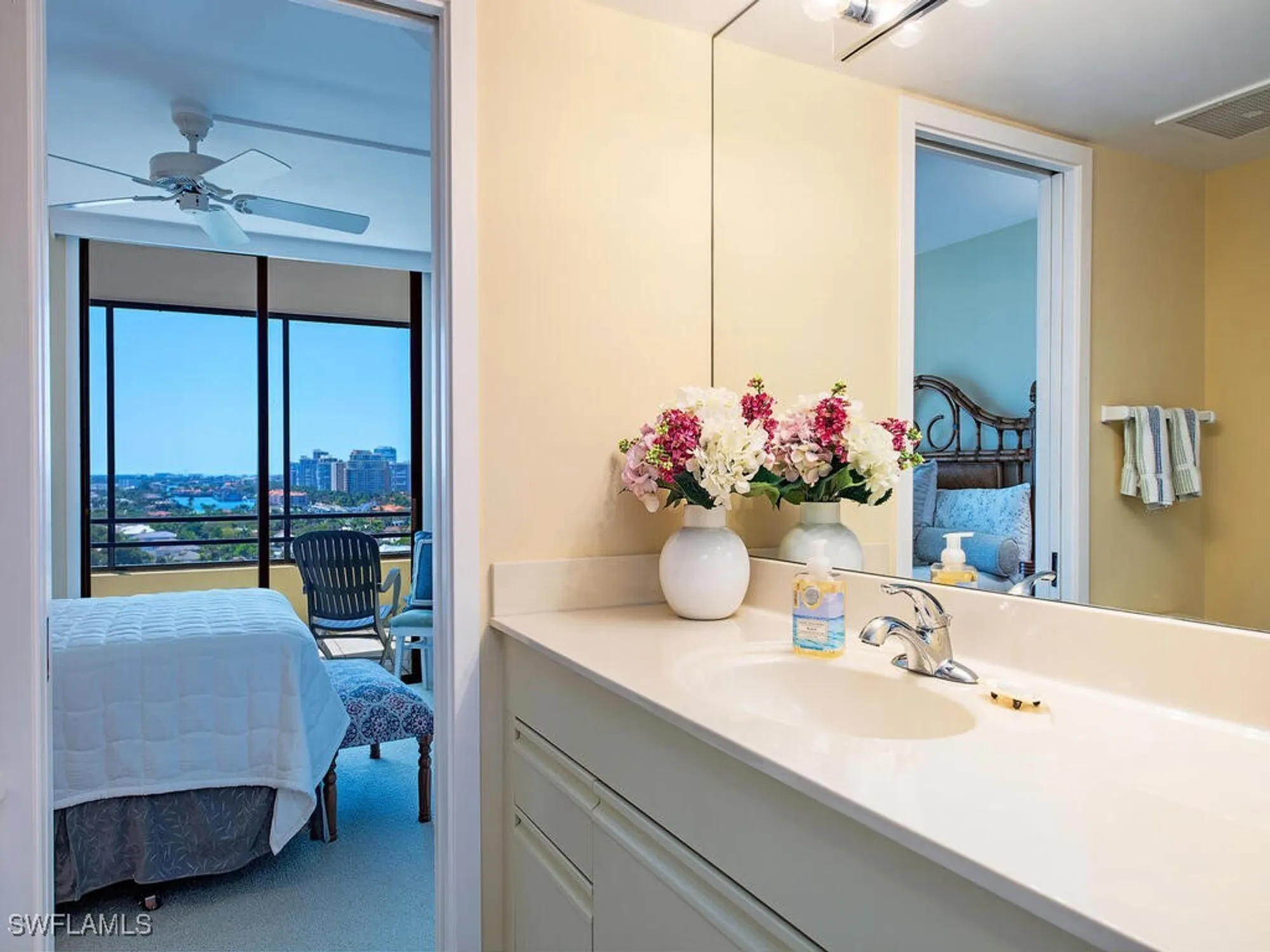 Property Slideshow image 10 of 17 | 5555 heron point dr 1602, Naples, FL, 34108