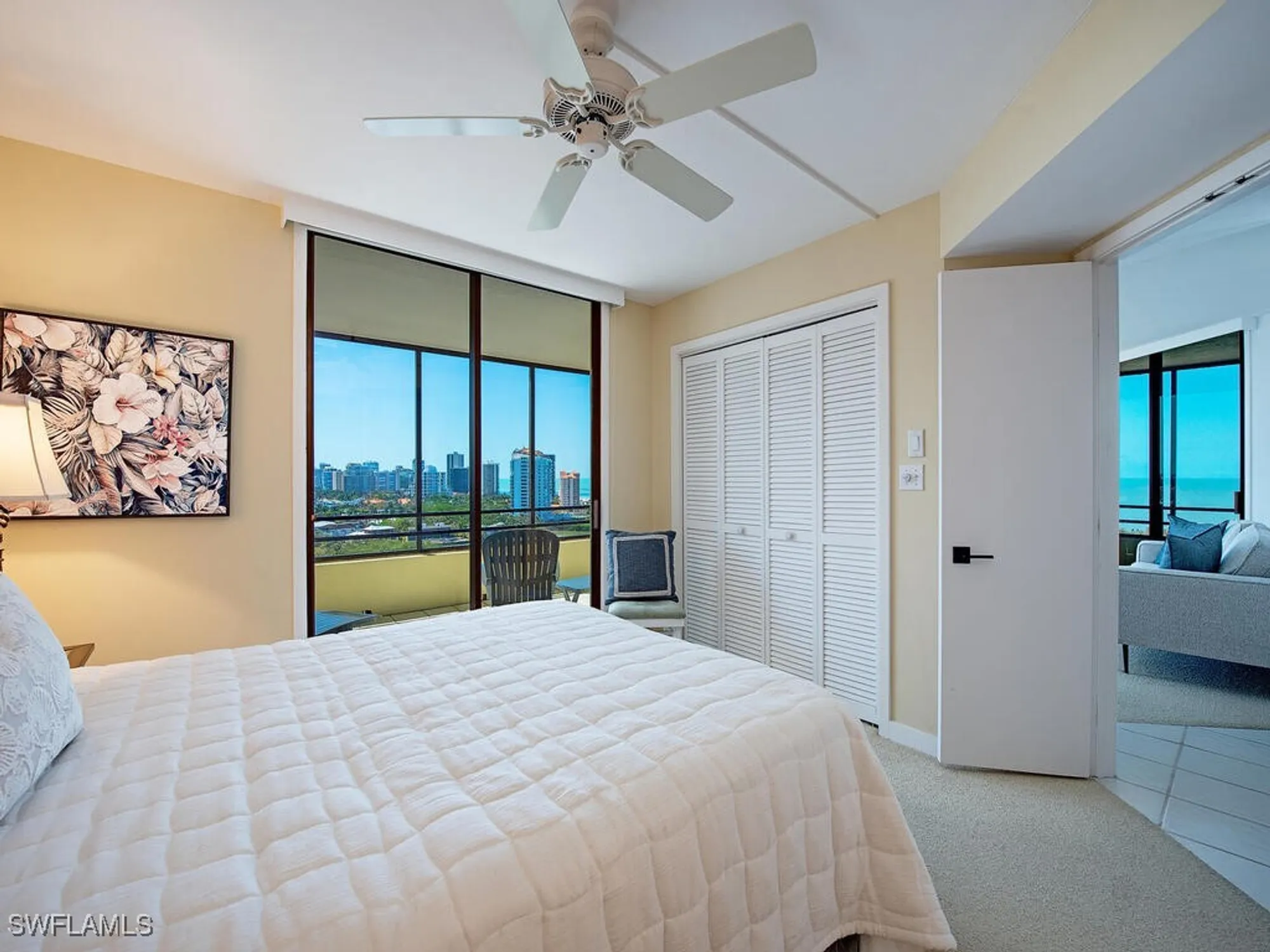 Property Slideshow image 9 of 17 | 5555 heron point dr 1602, Naples, FL, 34108