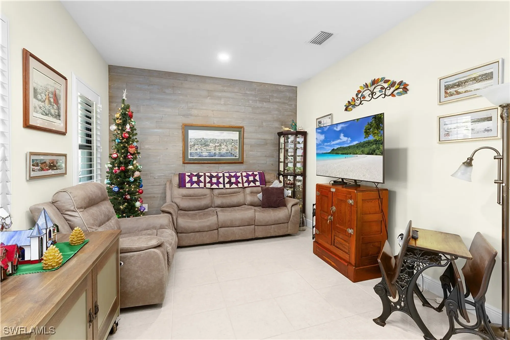 Property Slideshow image 17 of 50 | 2995 amblewind dr, Fort Myers, FL, 33905