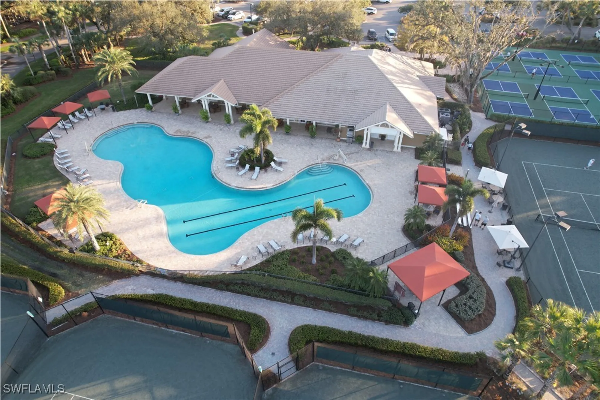 Property Slideshow image 48 of 50 | 2995 amblewind dr, Fort Myers, FL, 33905