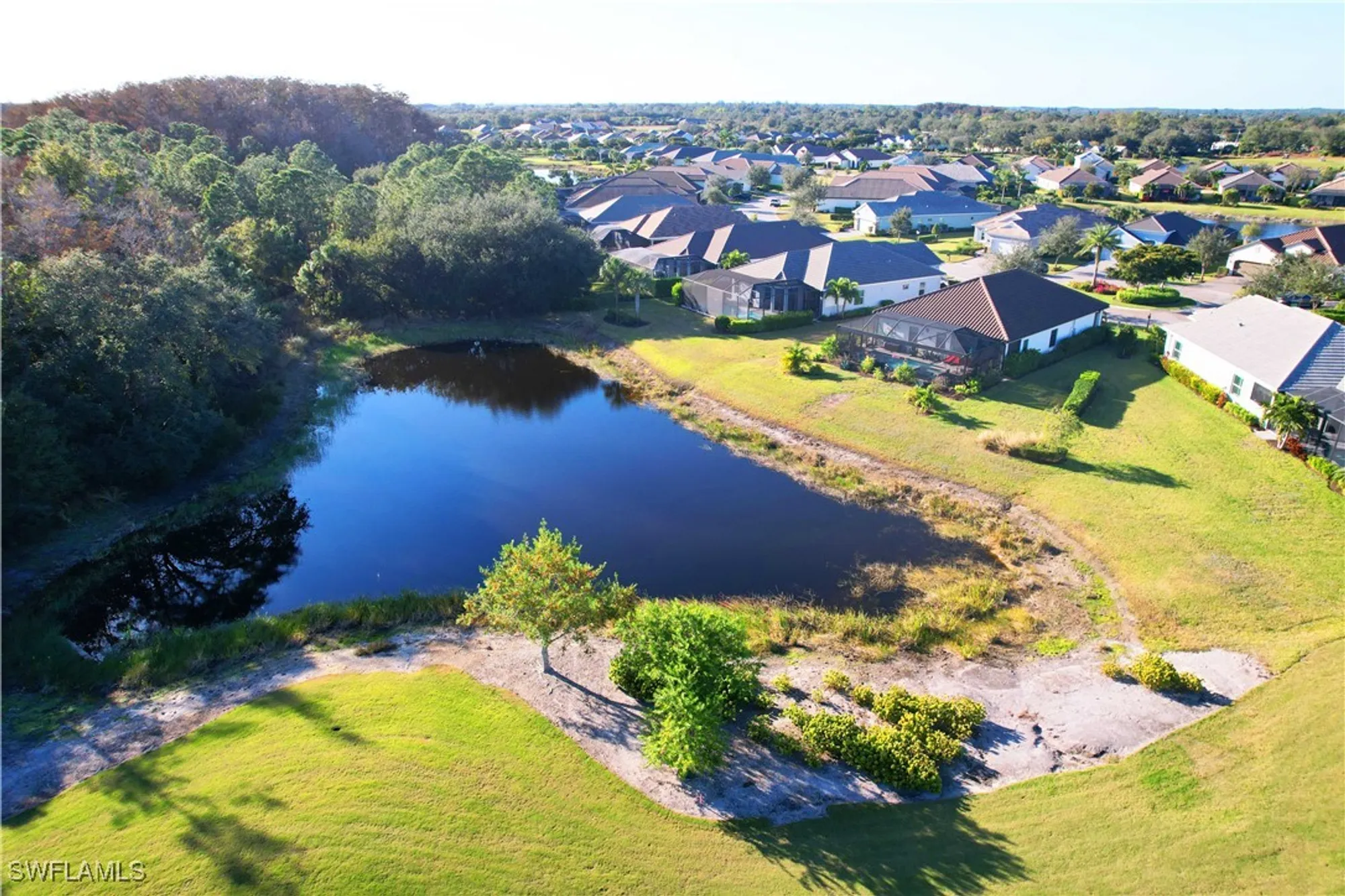 Property Slideshow image 40 of 50 | 2995 amblewind dr, Fort Myers, FL, 33905