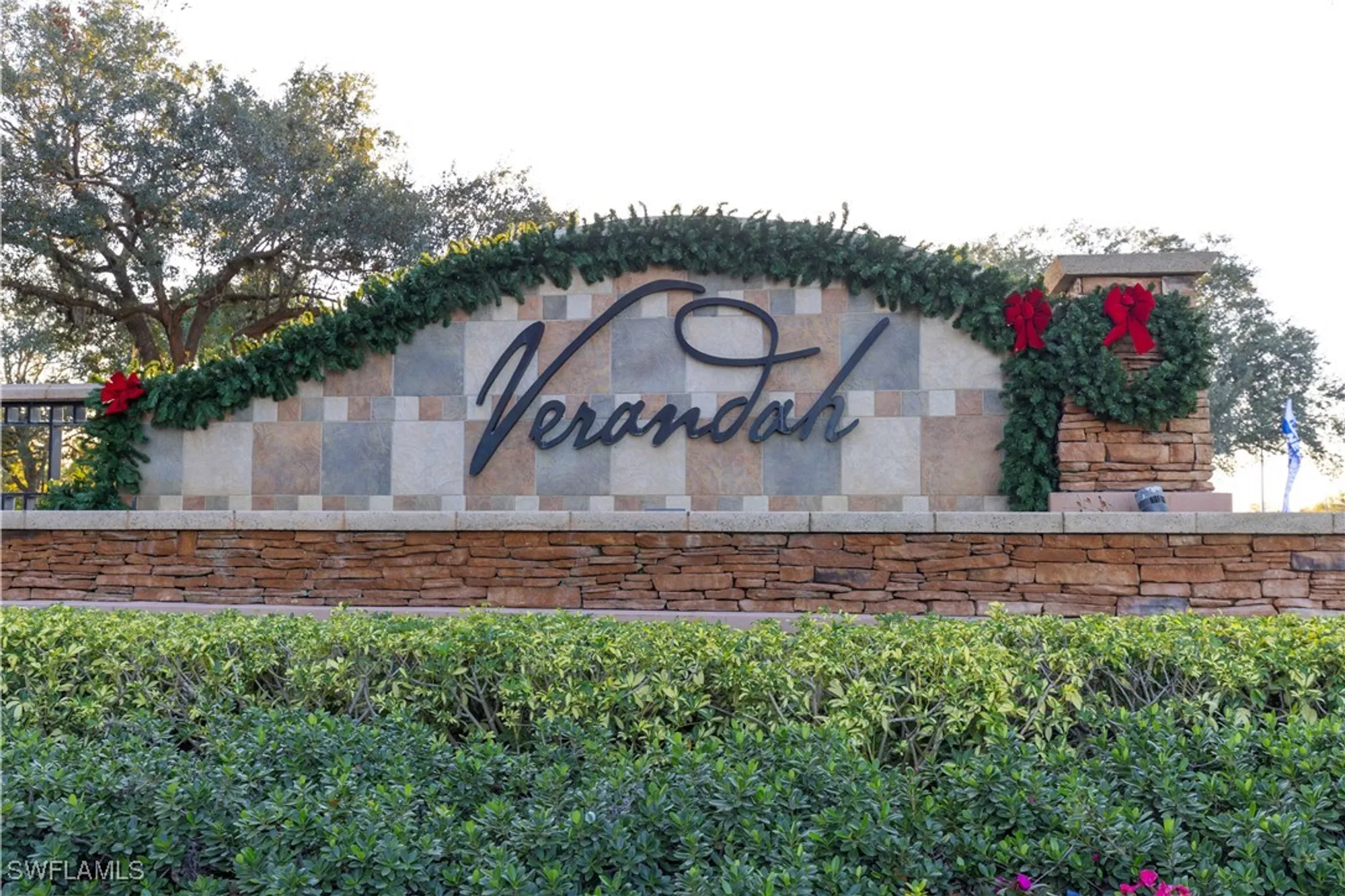 Property Slideshow image 42 of 50 | 2995 amblewind dr, Fort Myers, FL, 33905