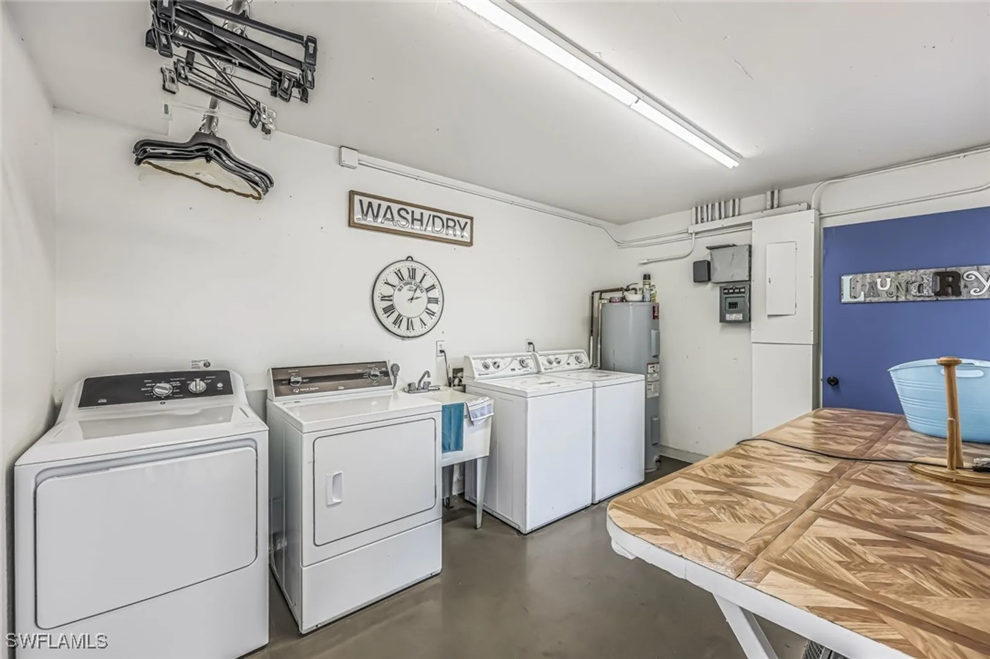 Property Slideshow image 16 of 26 | 1828 pine valley dr 101, Fort Myers, FL, 33907